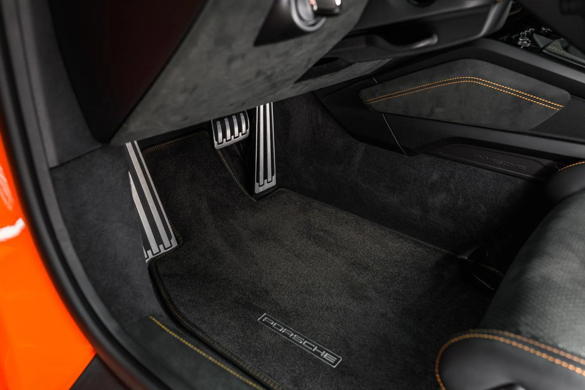 mph061_1810854967_9648e716280c4f4db1926f47a105d2eb_4003459f68