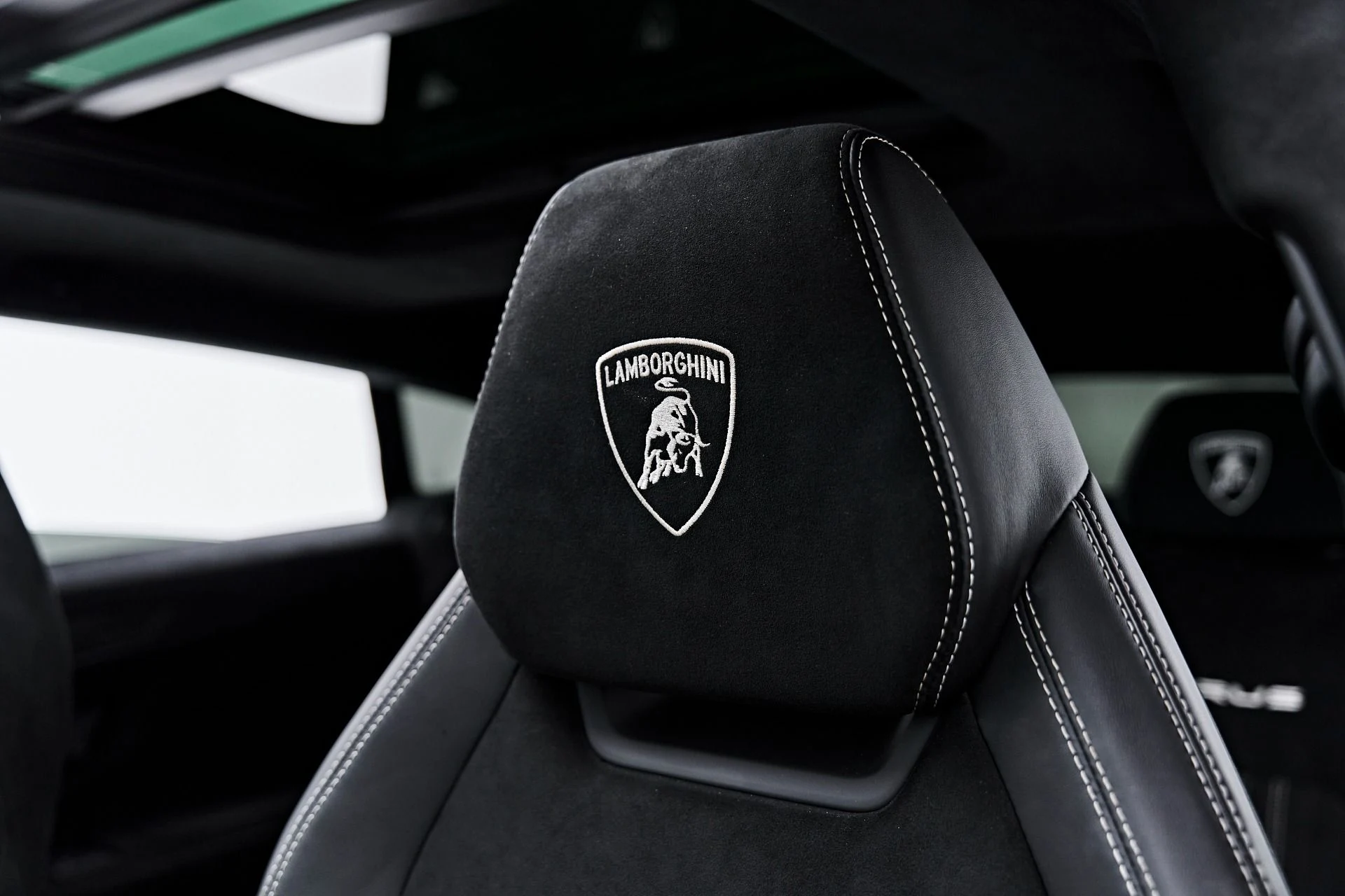 mph061_1837374282_Used_2023_Lamborghini_Urus_Performante_1788571218_ca89ac9e57