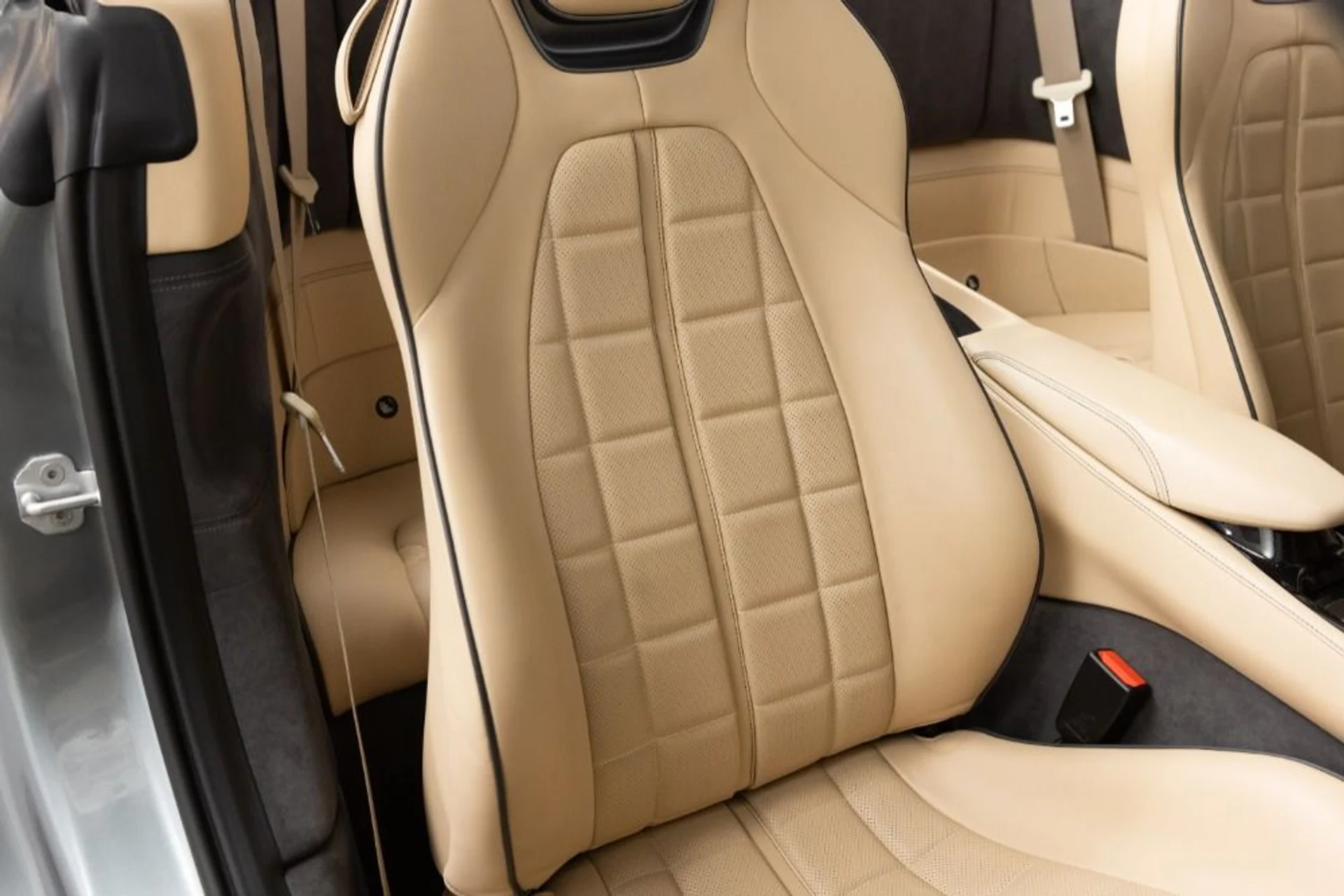 mph061_1917233697_Used_2019_Ferrari_Portofino_a9b7288c5b