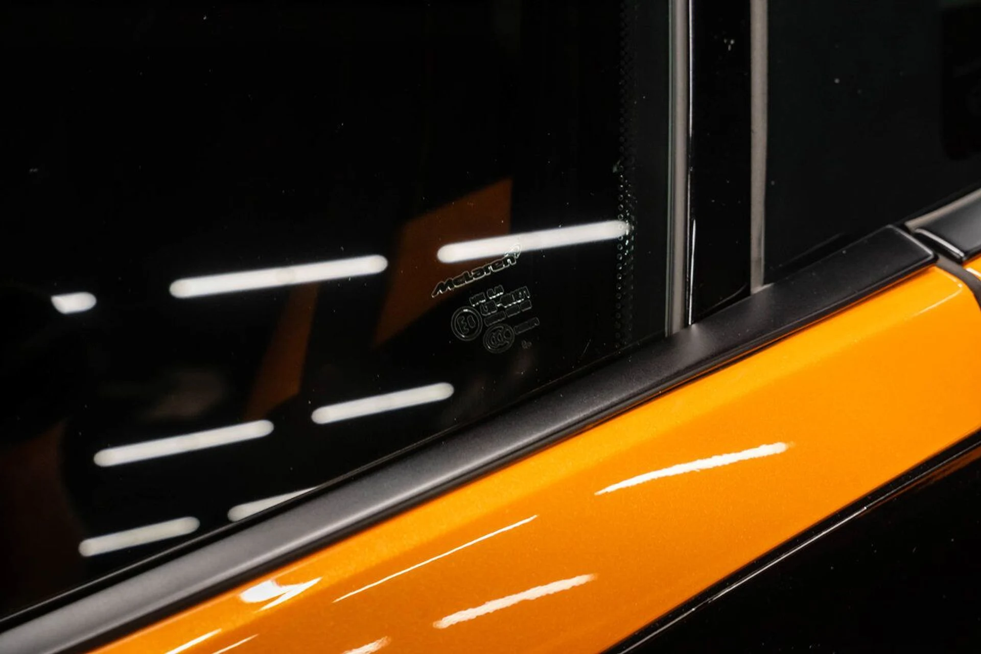 mph061_1945320891_mclaren_765lt_2021_6cf7c9cd6f