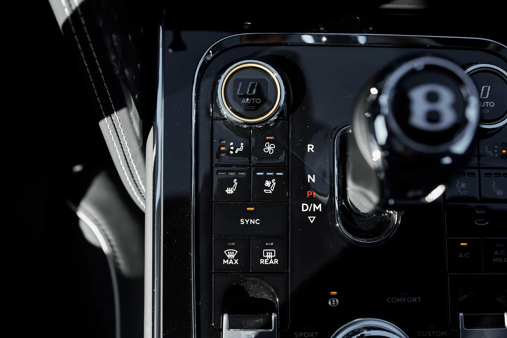 mph061_2023294857_Used_2024_Bentley_Flying_Spur_S_1761779974_8860d75cdd