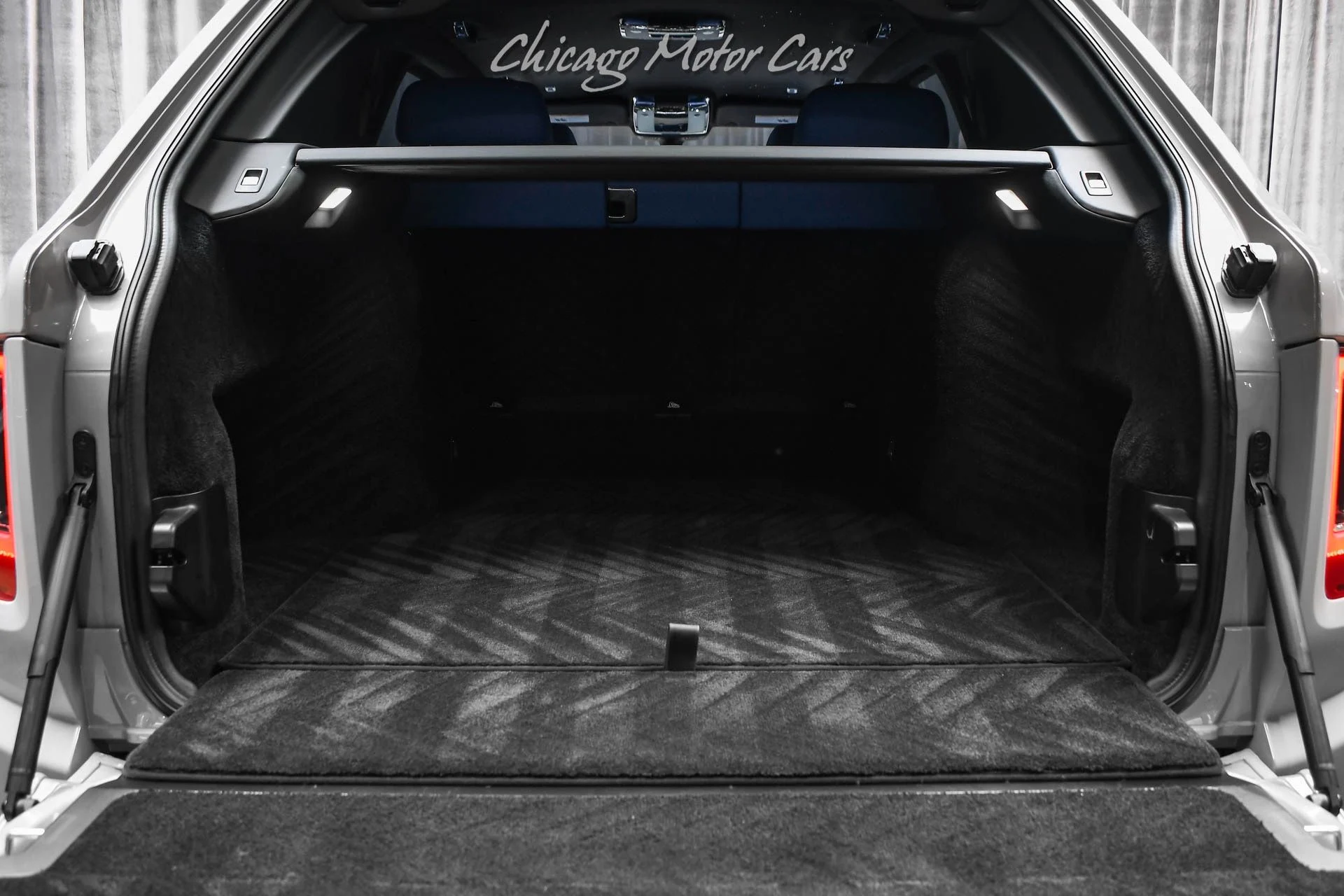 mph061_2027705494_13154_p62_l_54c7695935