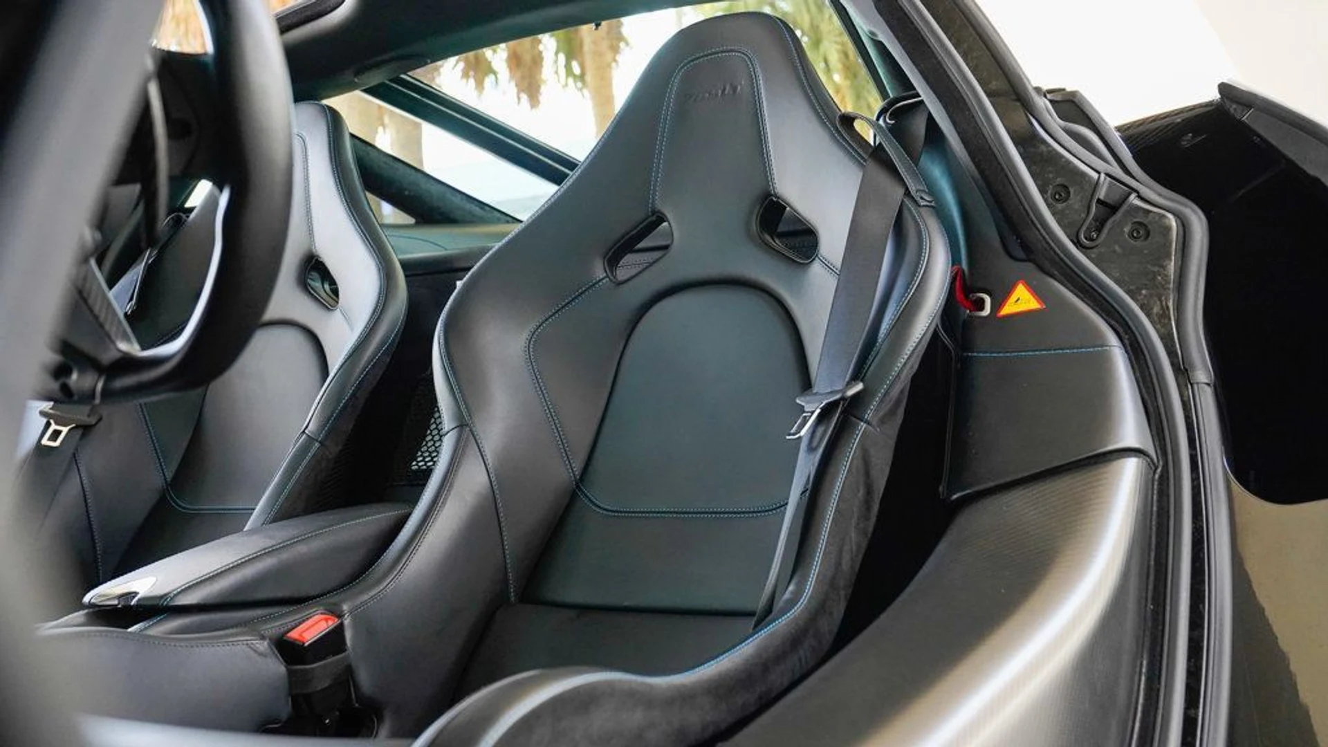 mph061_2106437943_used_2021_mclaren_765lt_coupe_14354_22828181_62_1024_178c49182b