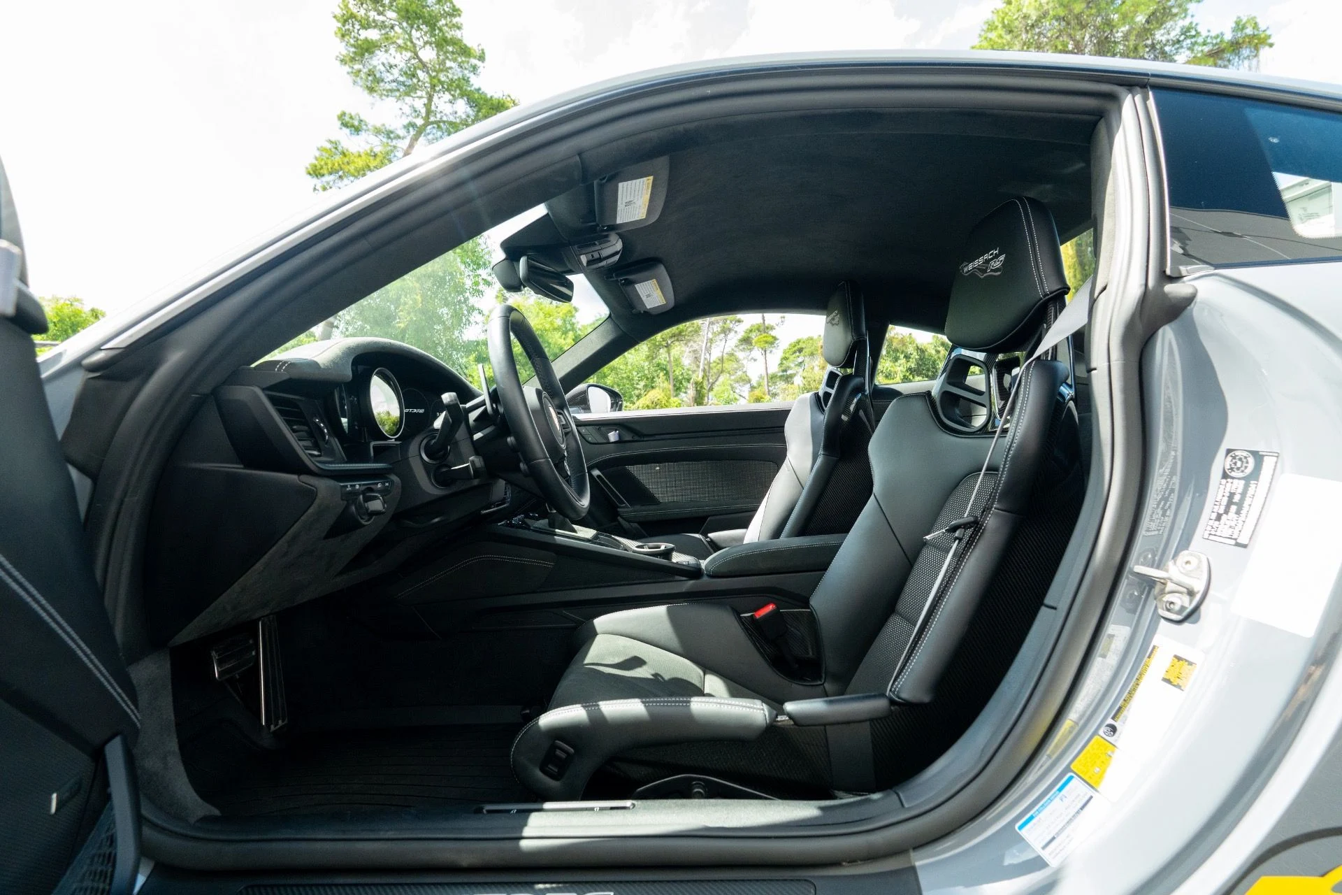 mph061_2128622997_Used_2023_Porsche_911_GT_3_RS_1757968217_efded83490
