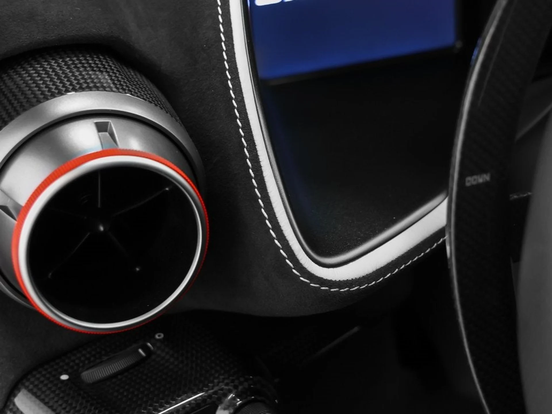 mph061_2139635998_62_70515b5a21