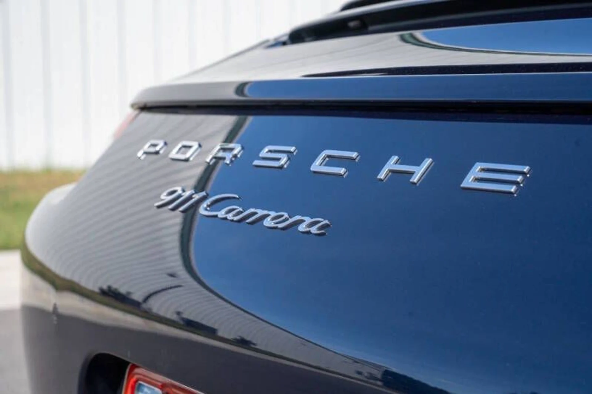 mph061_2143343638_2013_porsche_911_carrera_2dr_coupe_a58513bf79