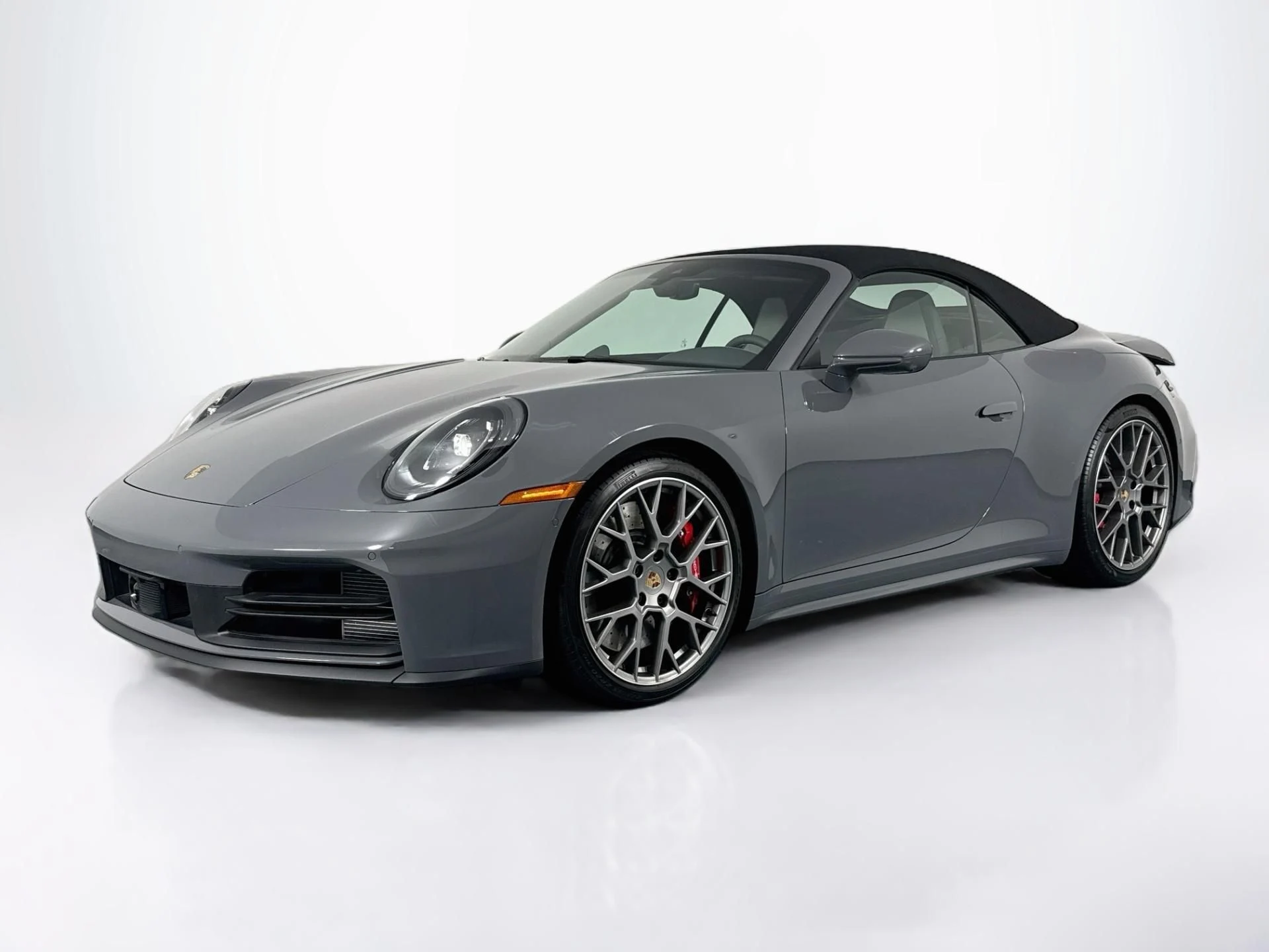 mph061_2212659020_Used_2025_Porsche_911_Carrera_S_1785951061_174385069a