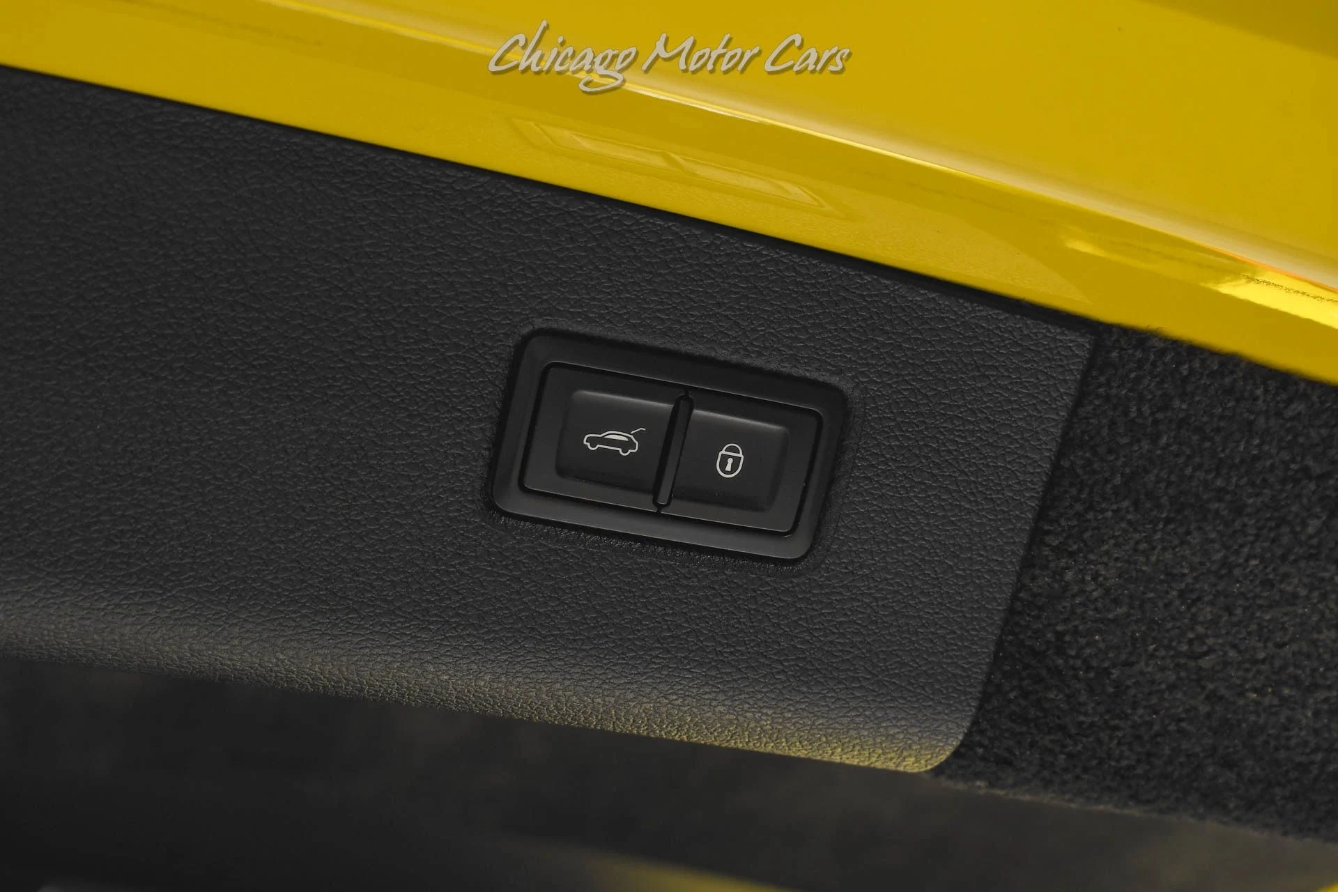 mph061_2249825409_13038_p62_l_4d0dd9da5f