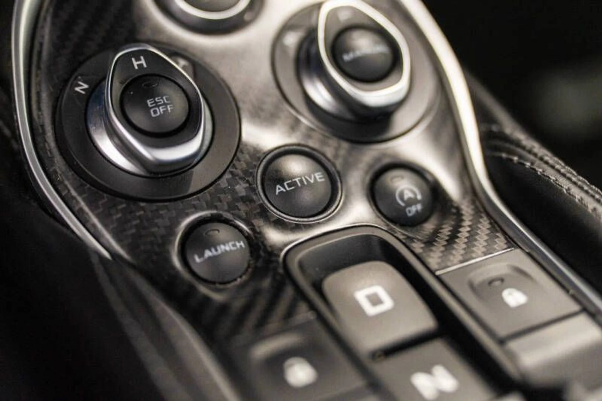 mph061_2267687279_2017_mclaren_570gt_base_2dr_coupe_d124ba01c8