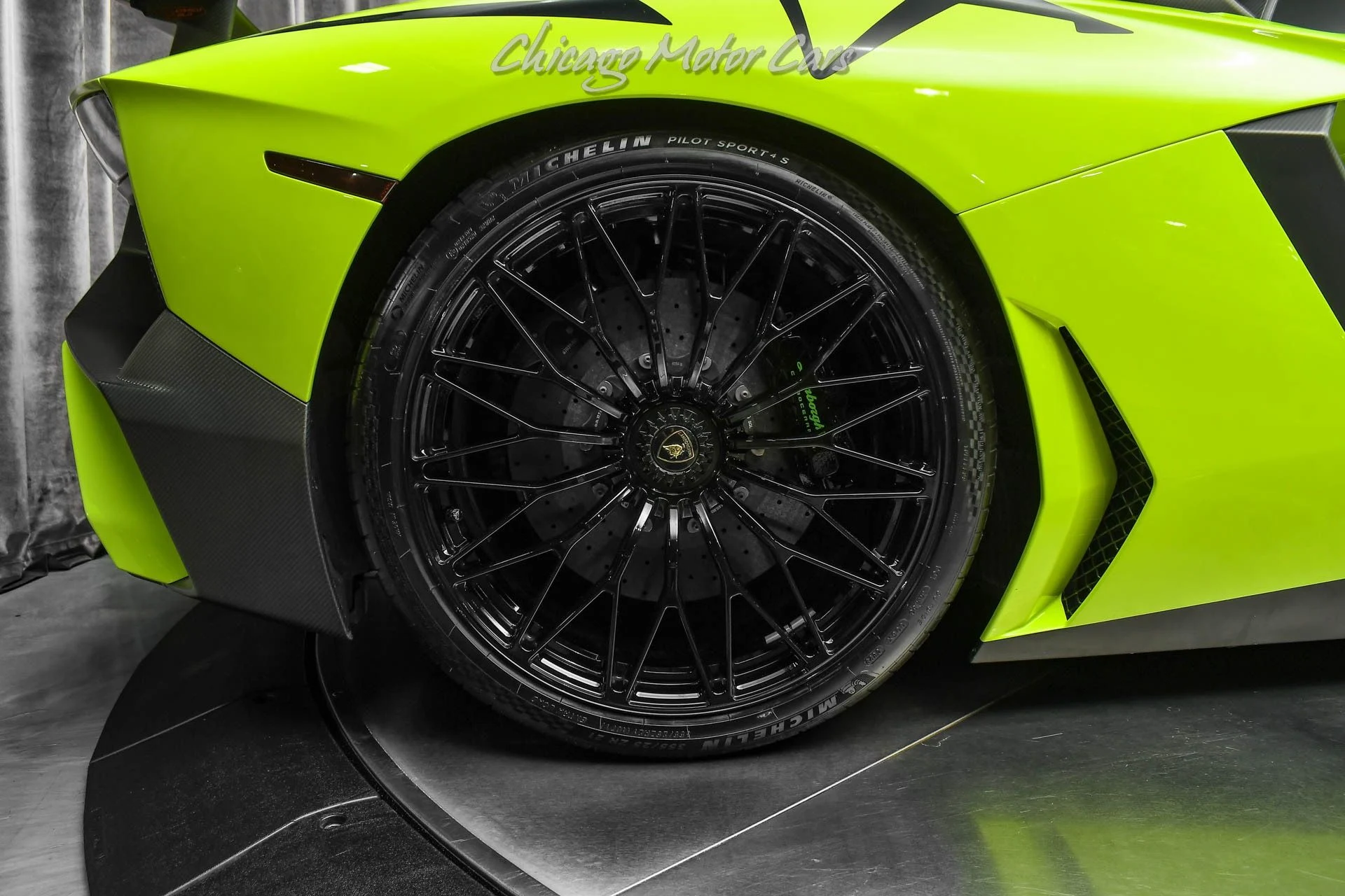 mph061_2290707869_12323_p62_l_5f00e3f32f