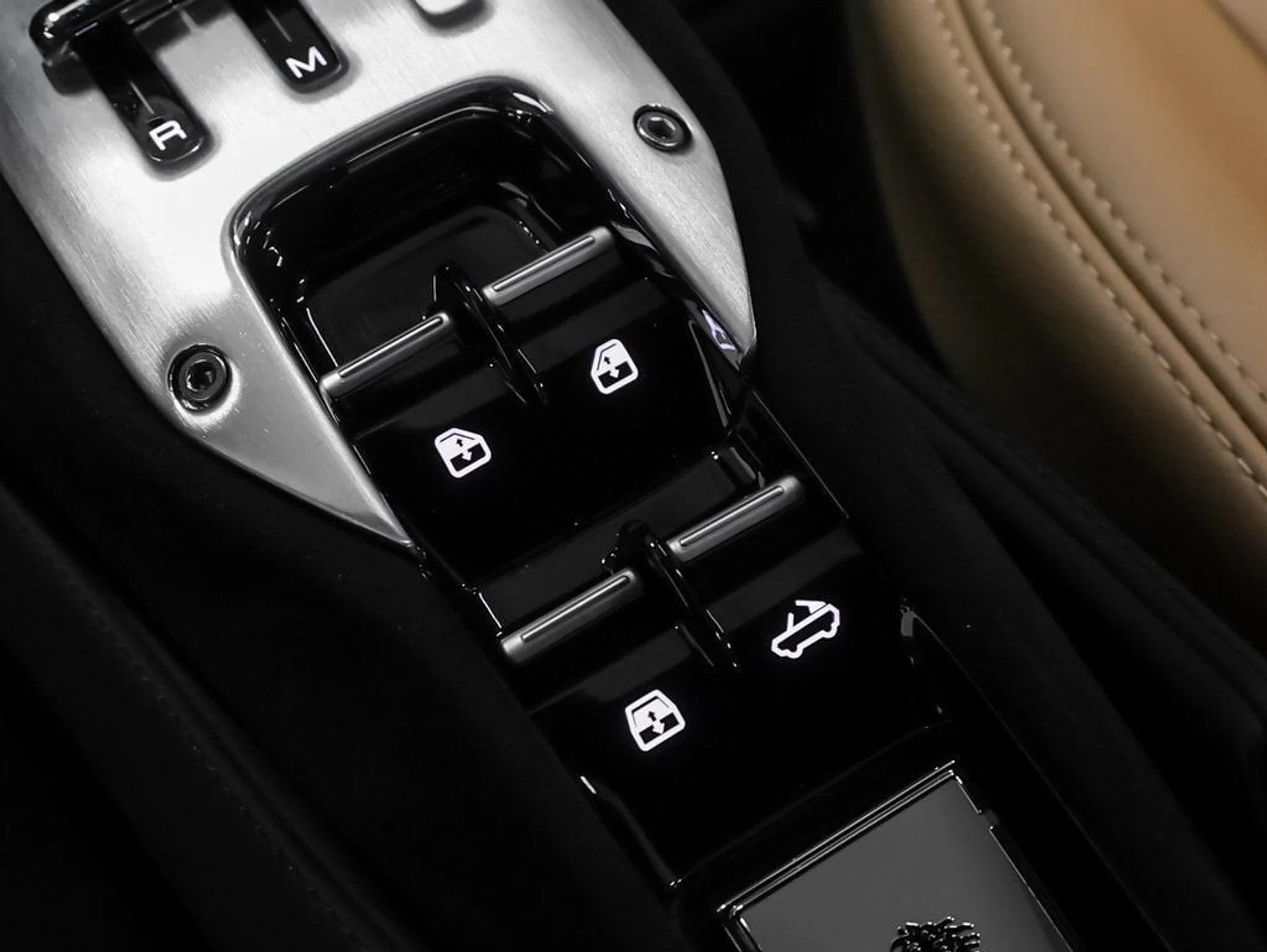 mph061_2291372309_62_e5de5c05dd