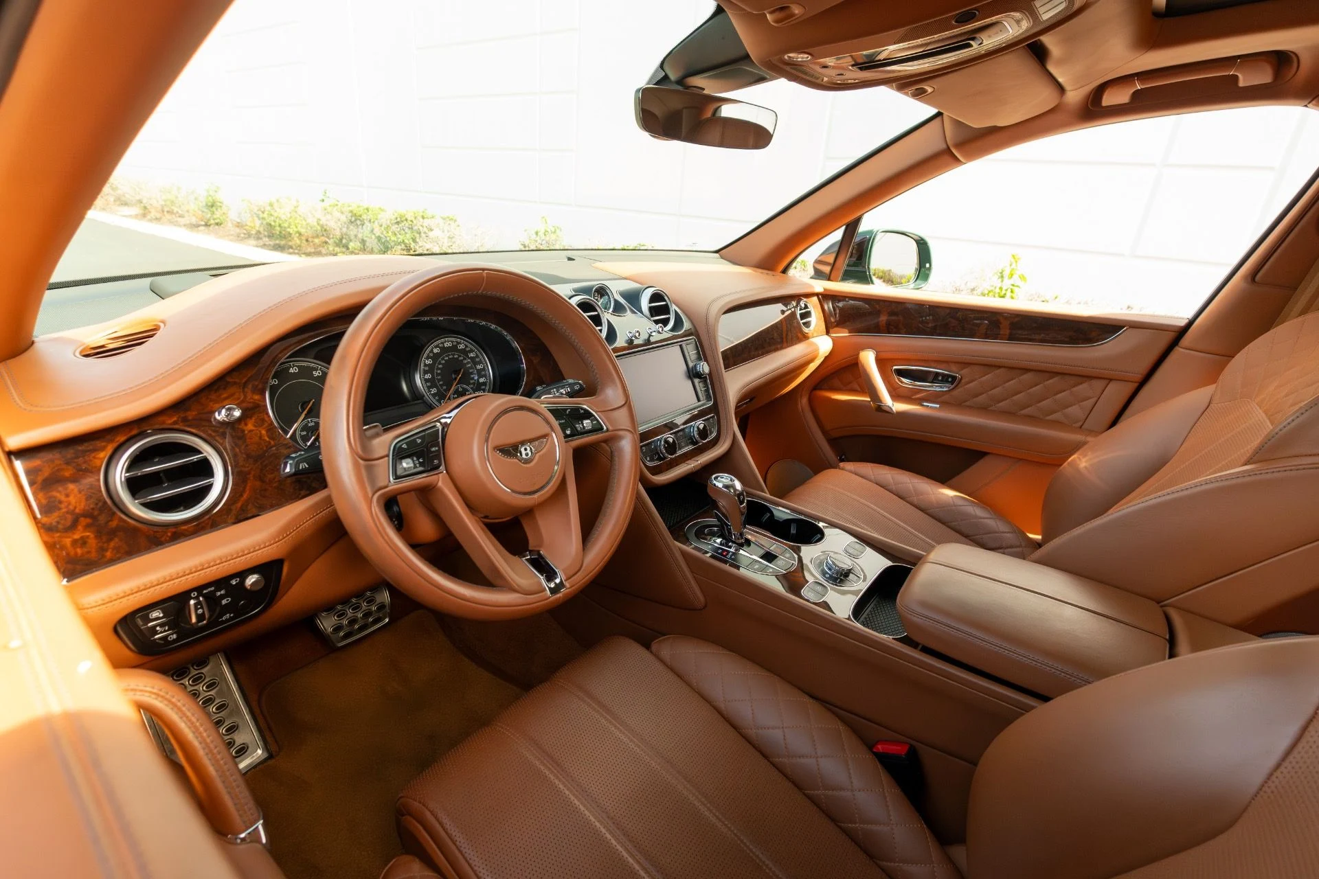 mph061_2298269576_Used_2017_Bentley_Bentayga_W12_First_Edition_1762986986_fb1cf39c8a