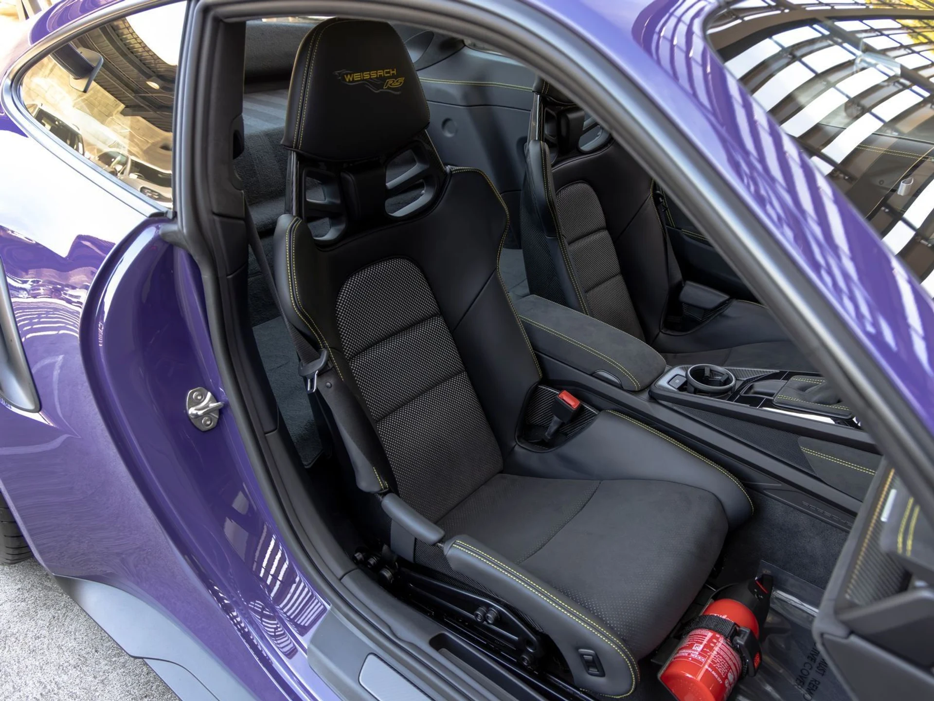 mph061_2301767981_62_14b875a958