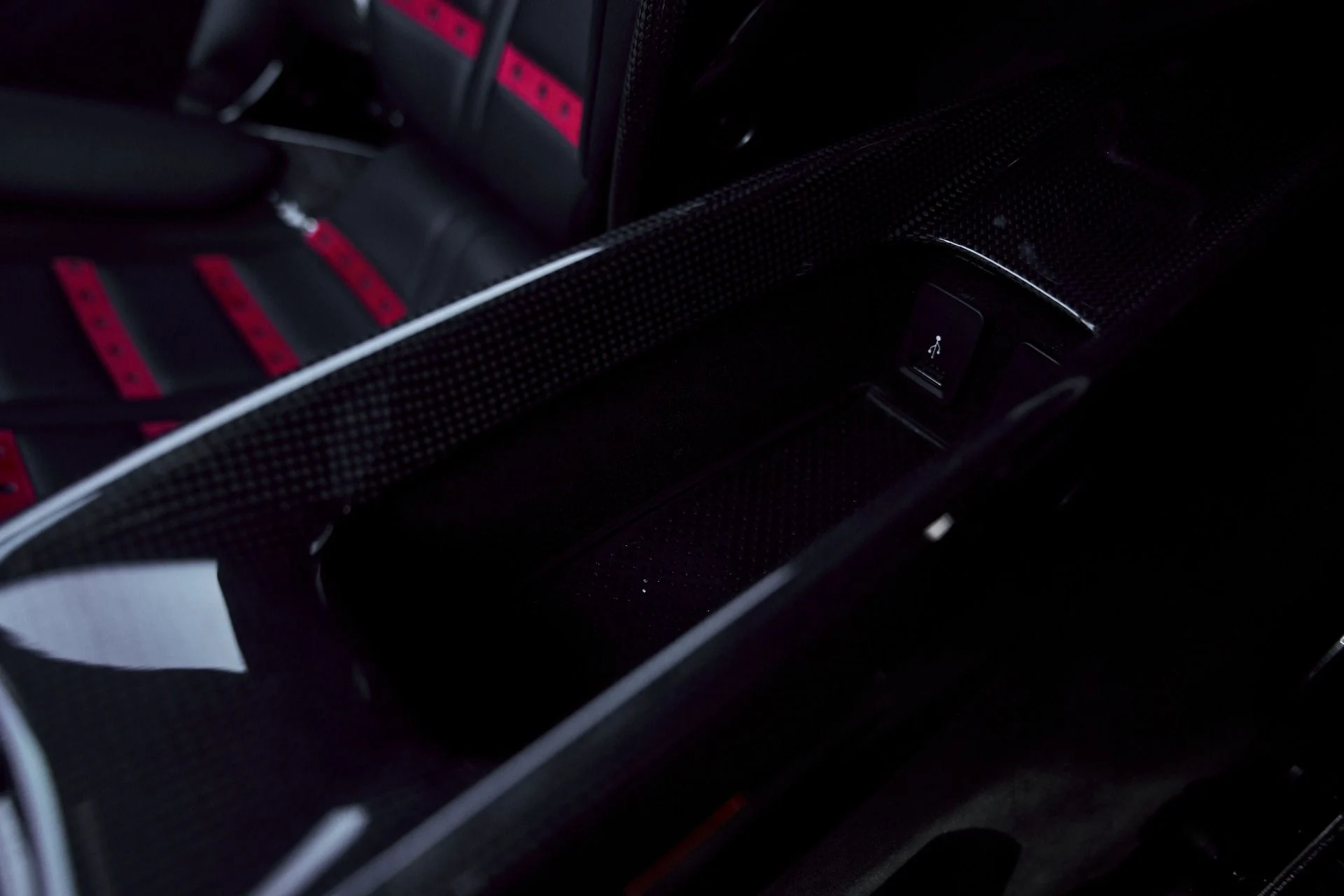 mph061_233388234_Used_2022_Ferrari_296_GTB_Base_1776124660_3acad1bdc3