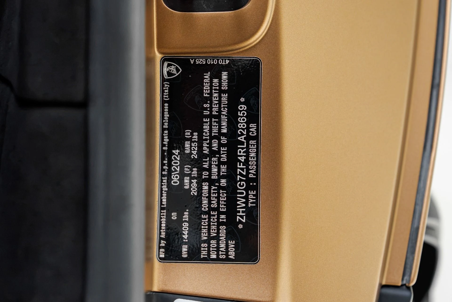mph061_2388405388_Used_2024_Lamborghini_Huracan_Sterrato_1786041547_f607692cfb