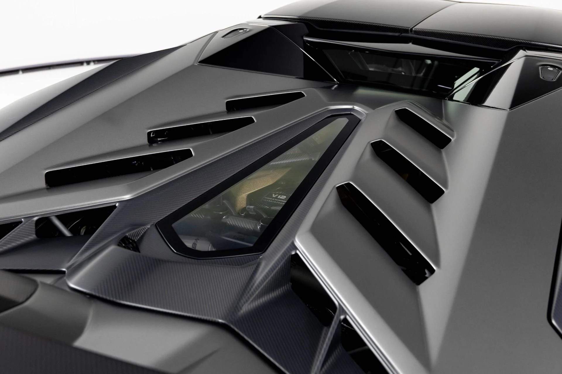 mph061_239827609_Used_2020_Lamborghini_Aventador_SVJ_1759430157_d1ee1c910e