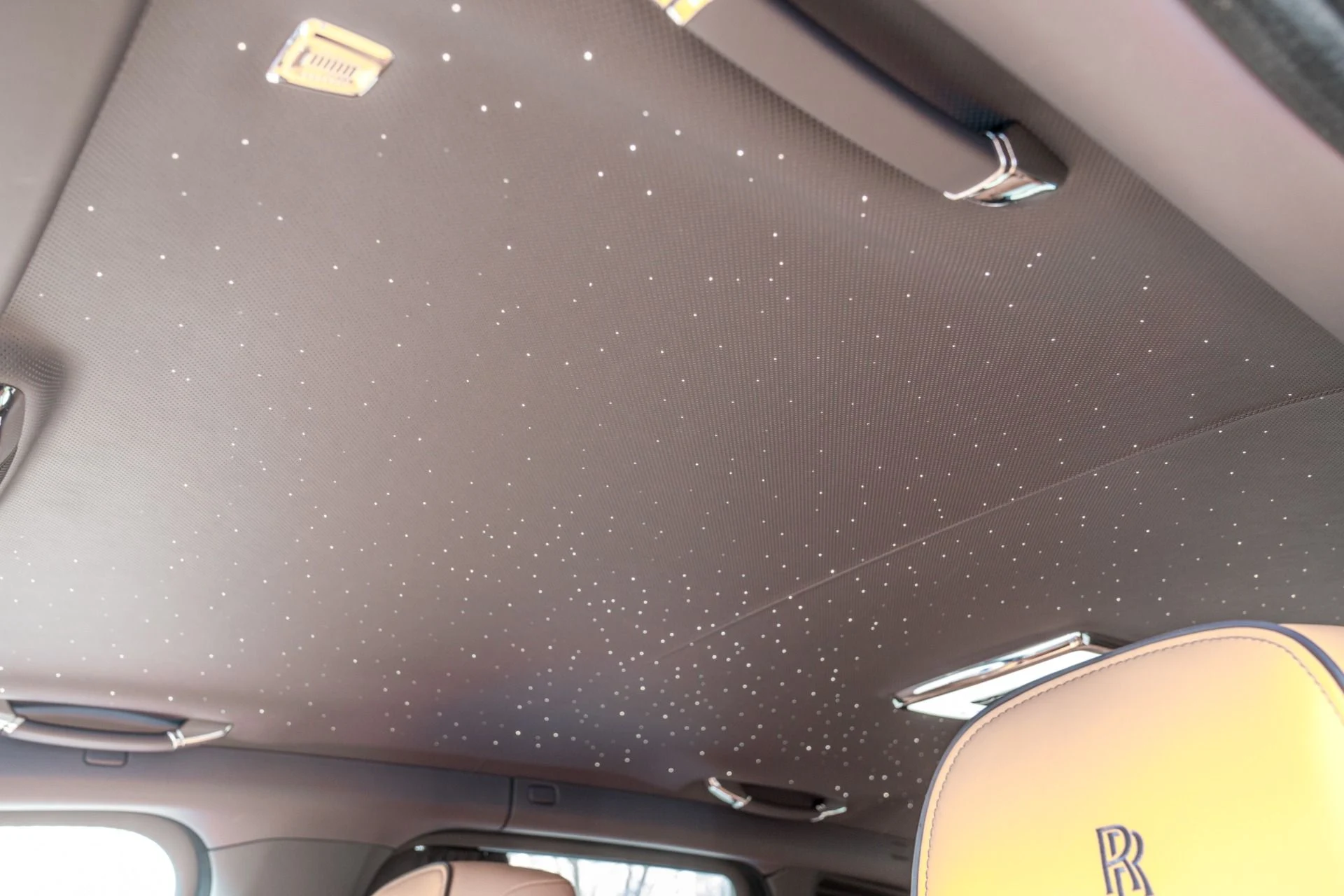 mph061_2459905570_Used_2023_Rolls_Royce_Black_Badge_Cullinan_1772494383_cf3cb7245c