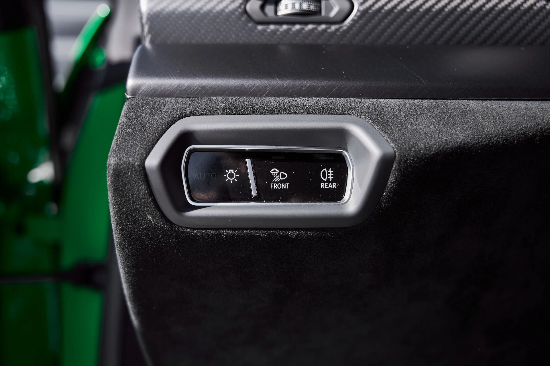 mph061_2482463277_Used_2024_Lamborghini_Urus_Performante_1770171917_c17d590601