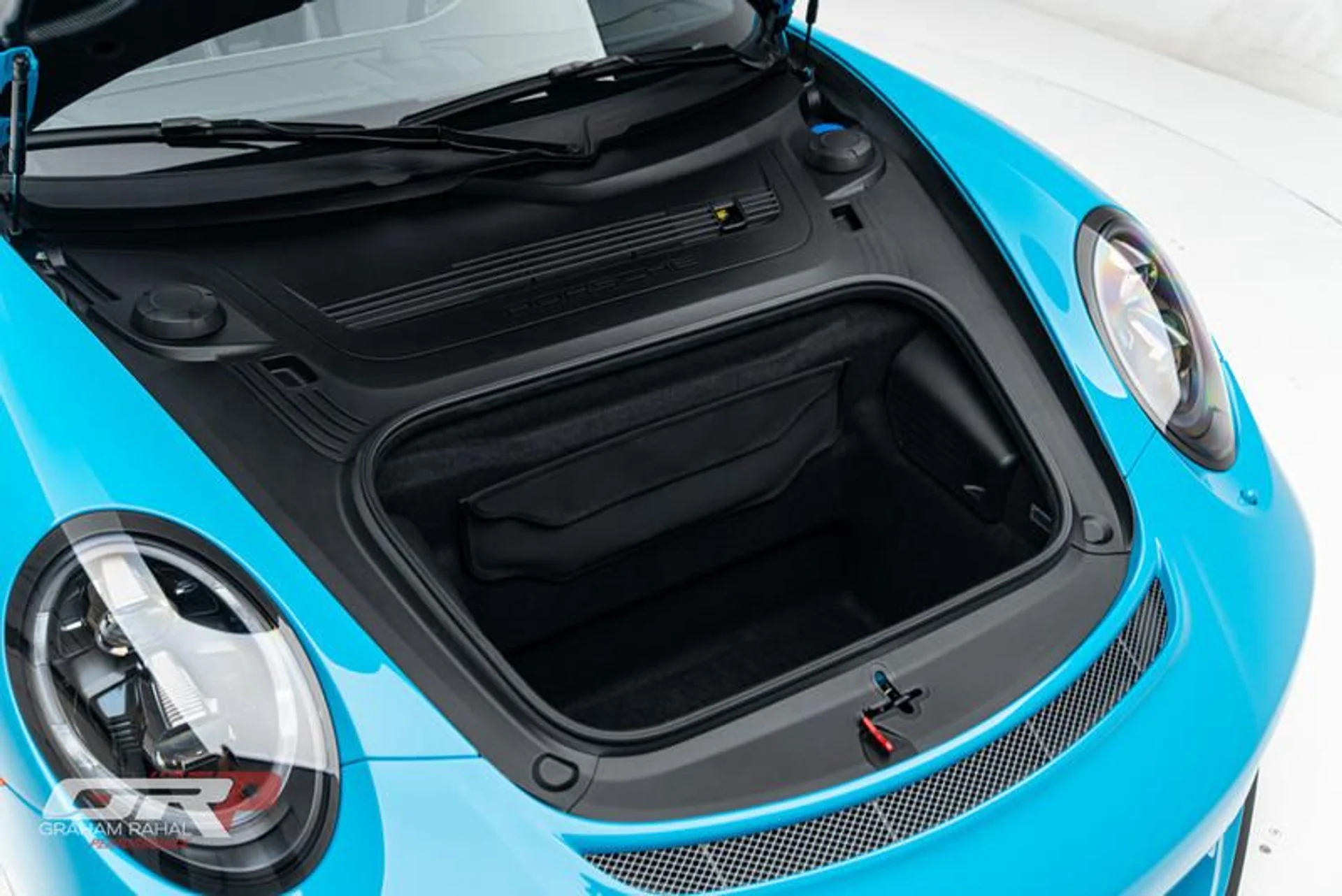 mph061_2512594300_709_CF_87_B_0_B1_D_4285_9_E81_F0_A218_DD_4_E2_C_80fd9cc73a