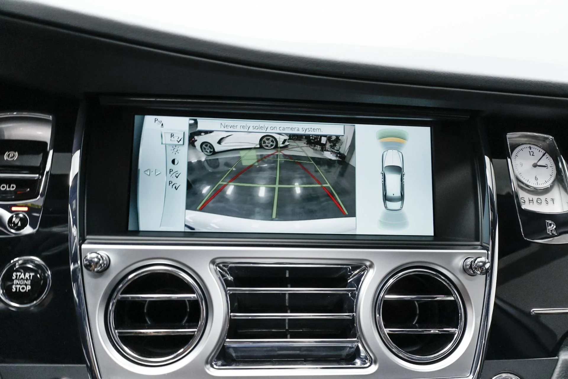 mph061_2523521925_Used_2016_Rolls_Royce_Ghost_Base_1761576592_c82c2270d6