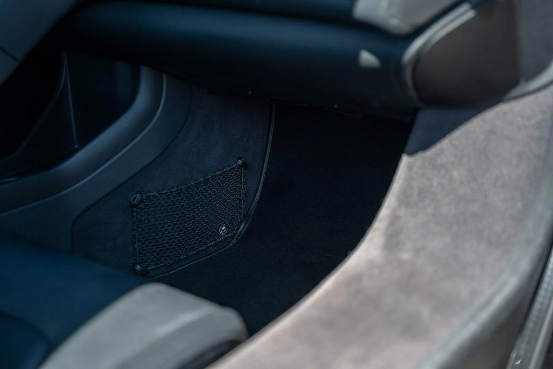 mph061_2548527239_f_U3s_MT_Wcb2_Mr2_Hm3o31_R7n_C9k5_E_3fffc9c6ee