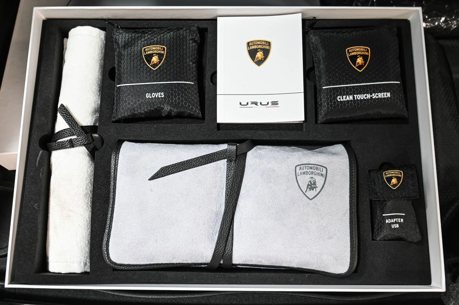 mph061_2569651678_Used_2020_Lamborghini_Urus_1770313419_e77bc5efcd