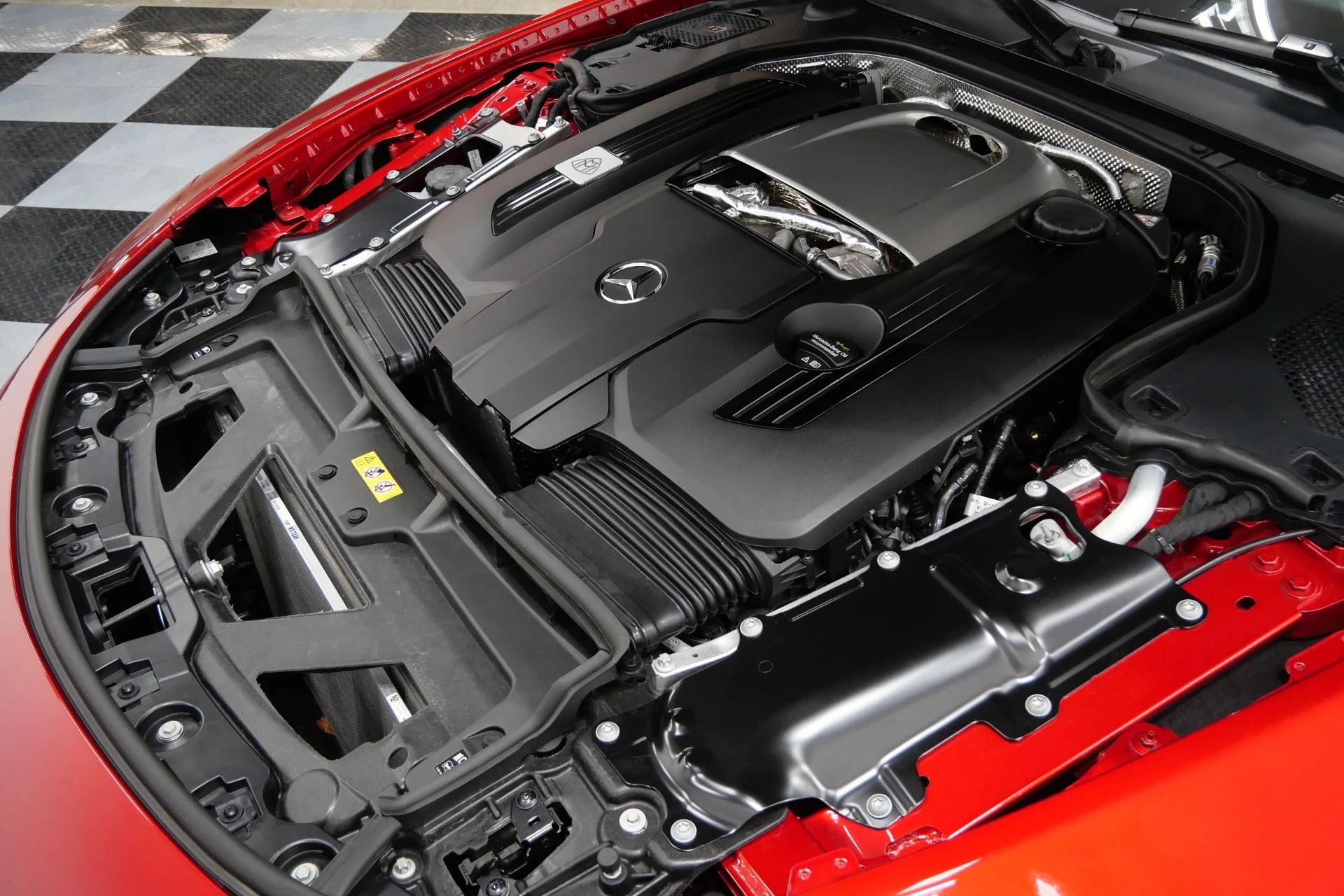 mph061_2606739220_Used_2026_Mercedes_Benz_Maybach_SL_680_Monogram_Series_As_New_Condition_1767976694_3b830cc0e9