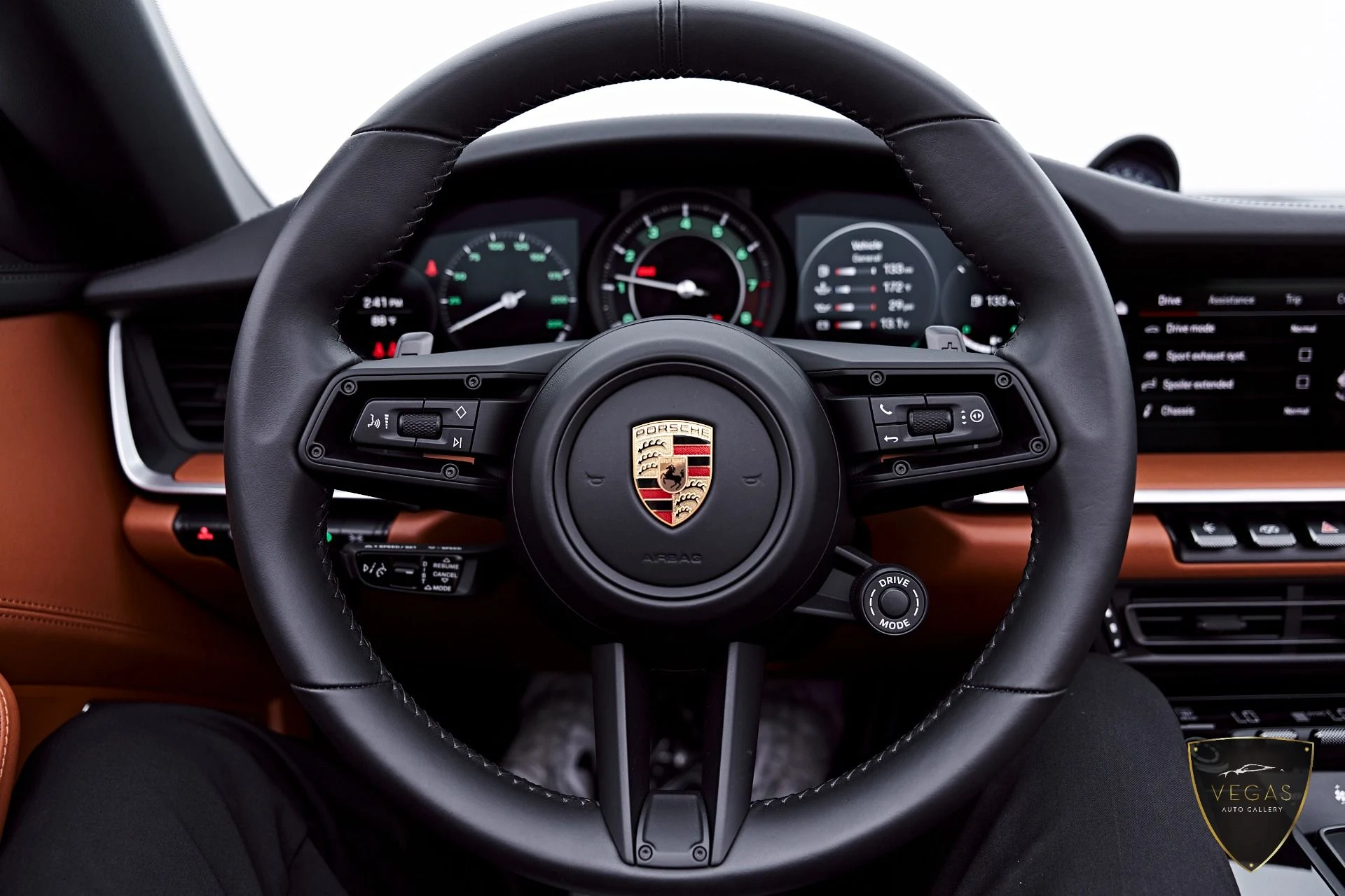 mph061_2617181127_Used_2024_Porsche_911_Turbo_S_1782351467_9d2622aa74