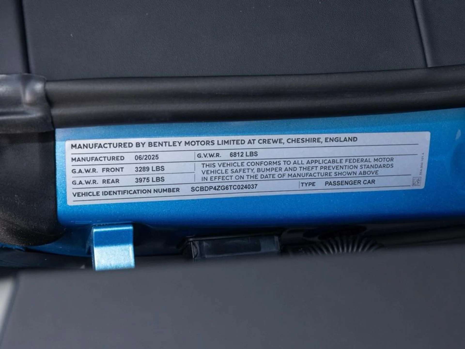 mph061_2636475365_456670050_68ce8382c25916930f739184_01d4a88e46