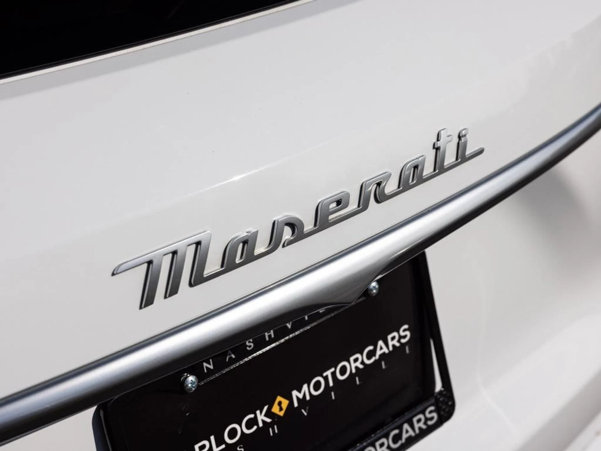 mph061_2655408391_480723428_694422ff4f23a11bfcaf5410_833b93cdcd