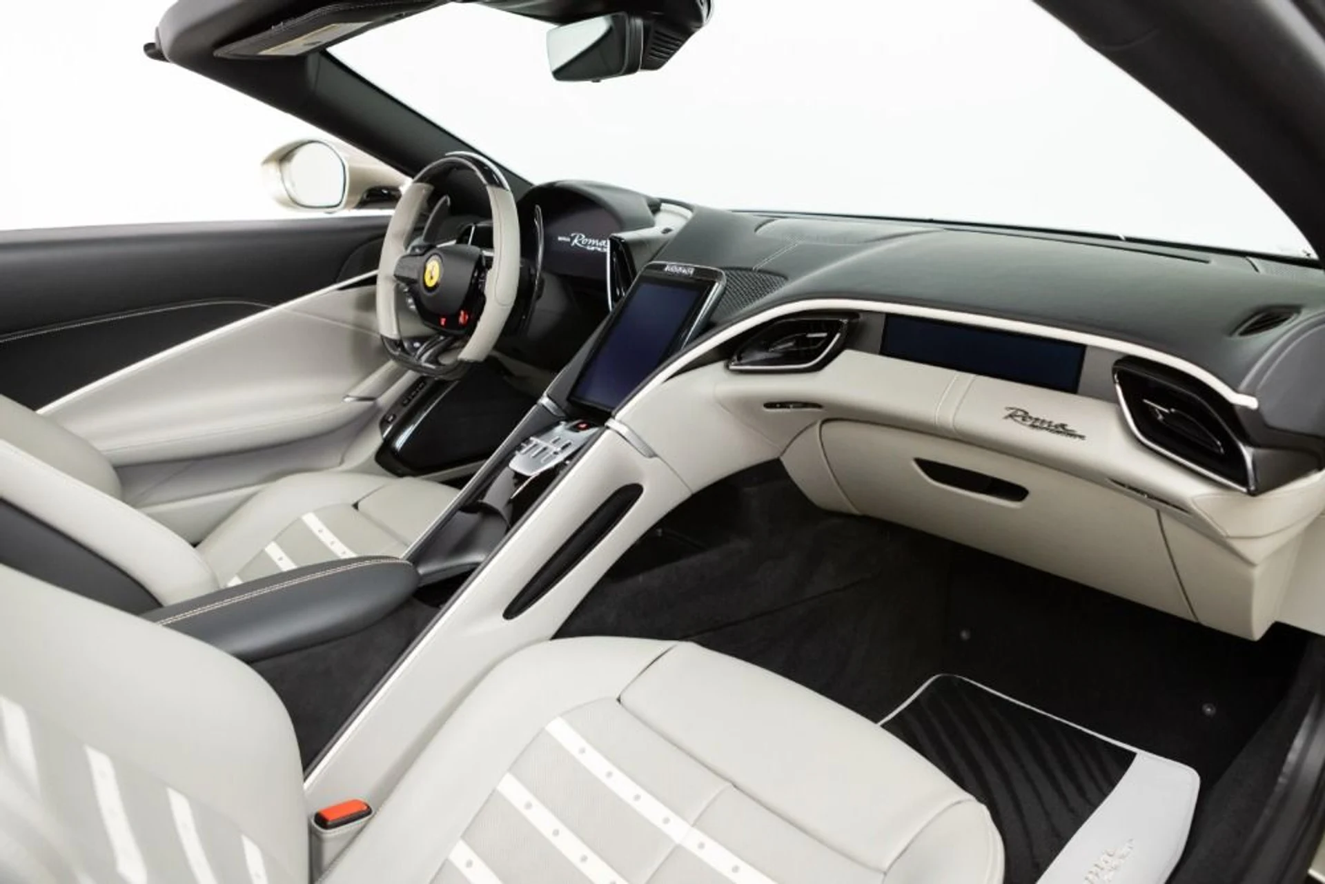 mph061_266209404_Used_2024_Ferrari_Roma_Spider_42ee33bc0a