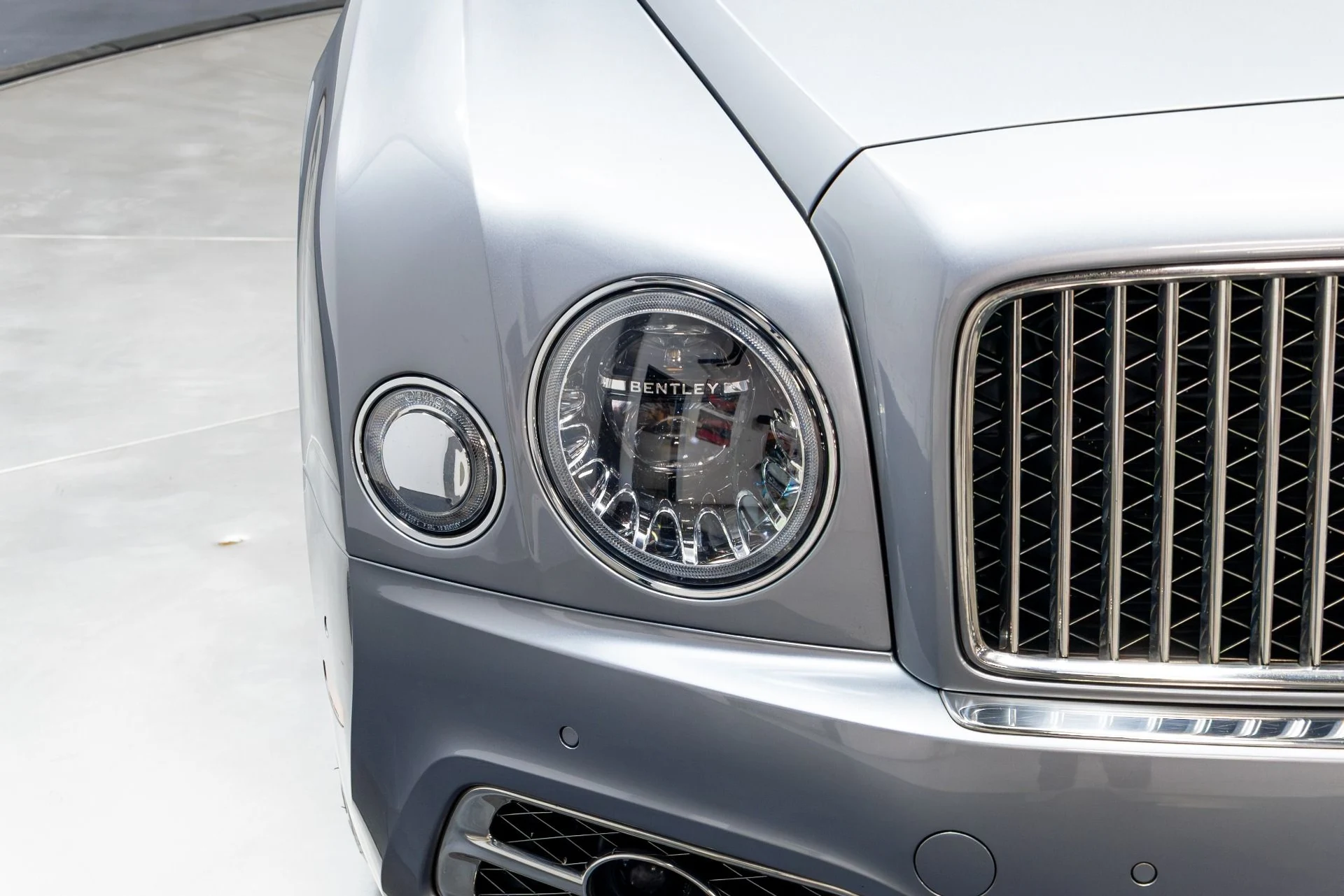 mph061_2683899872_Used_2017_Bentley_Mulsanne_Speed_1775685979_d80c01efd1