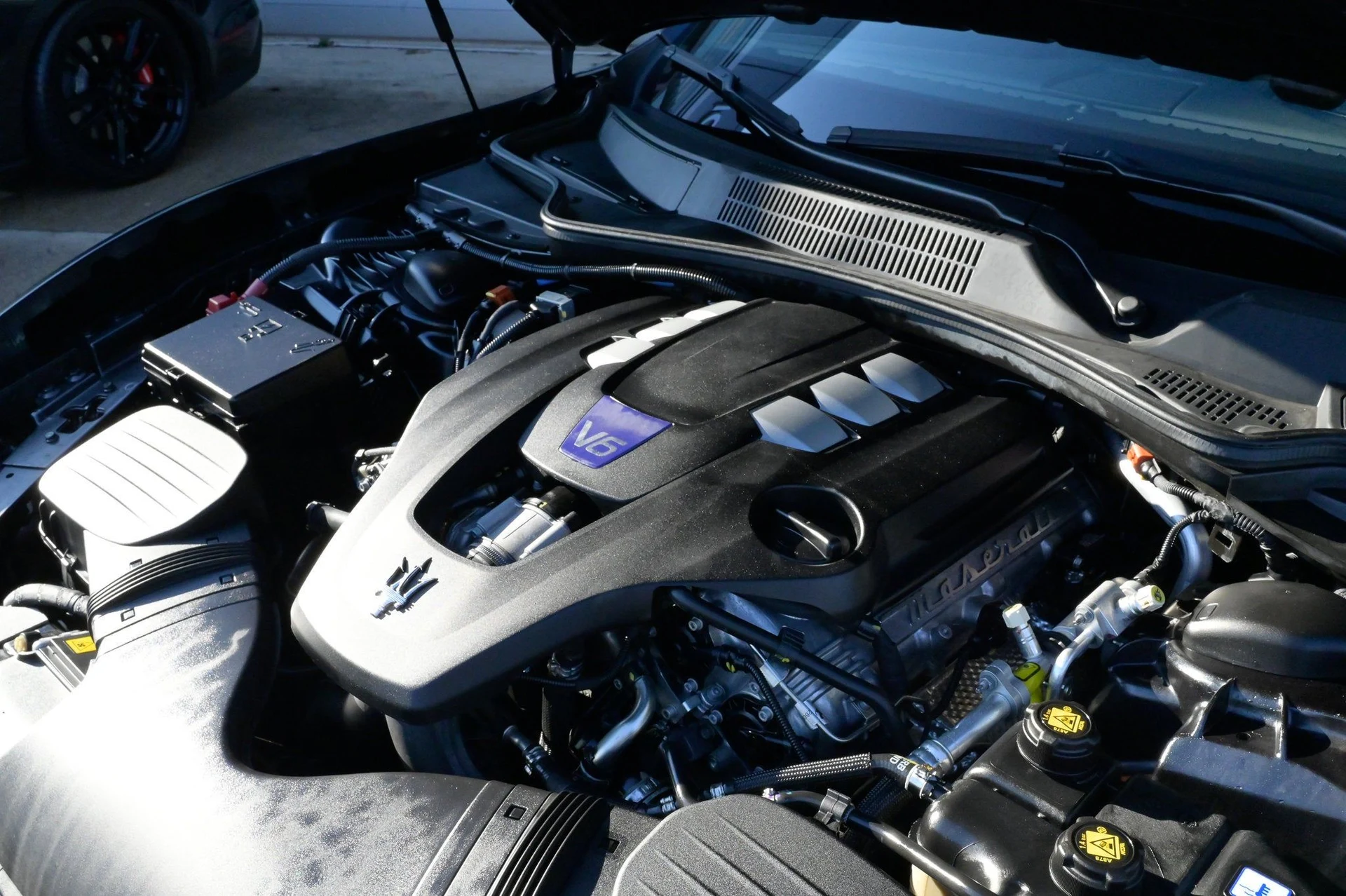 mph061_2722739968_691a3d6d4a144494a2dad13018194c6b_31f2d9bc30