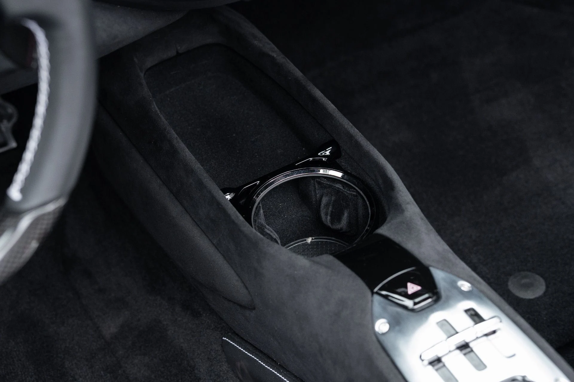 mph061_2774098425_Used_2024_Ferrari_SF_90_Spider_1775624639_89524d4506