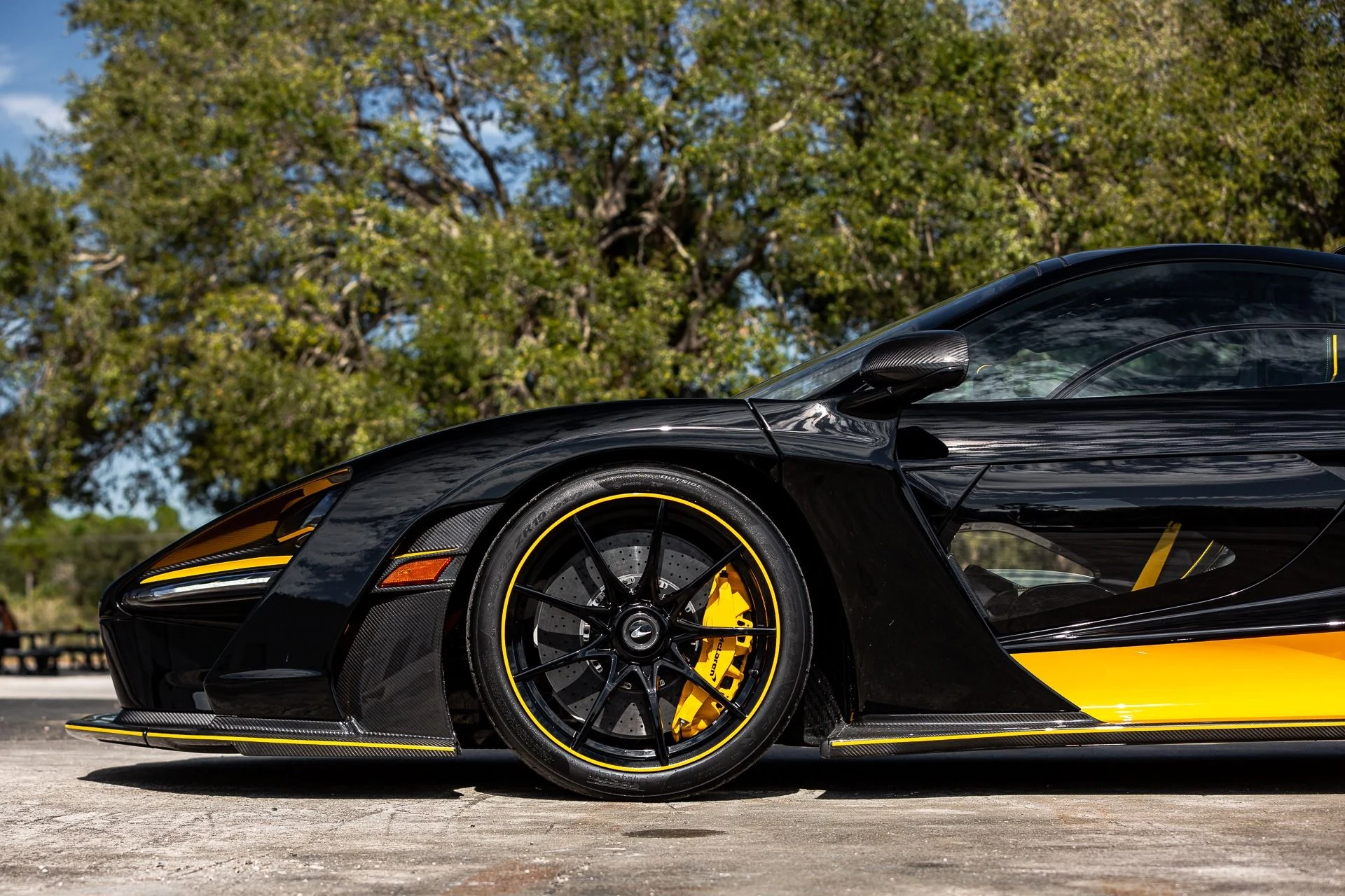mph061_2799555216_131_p62_l_ea854324ca