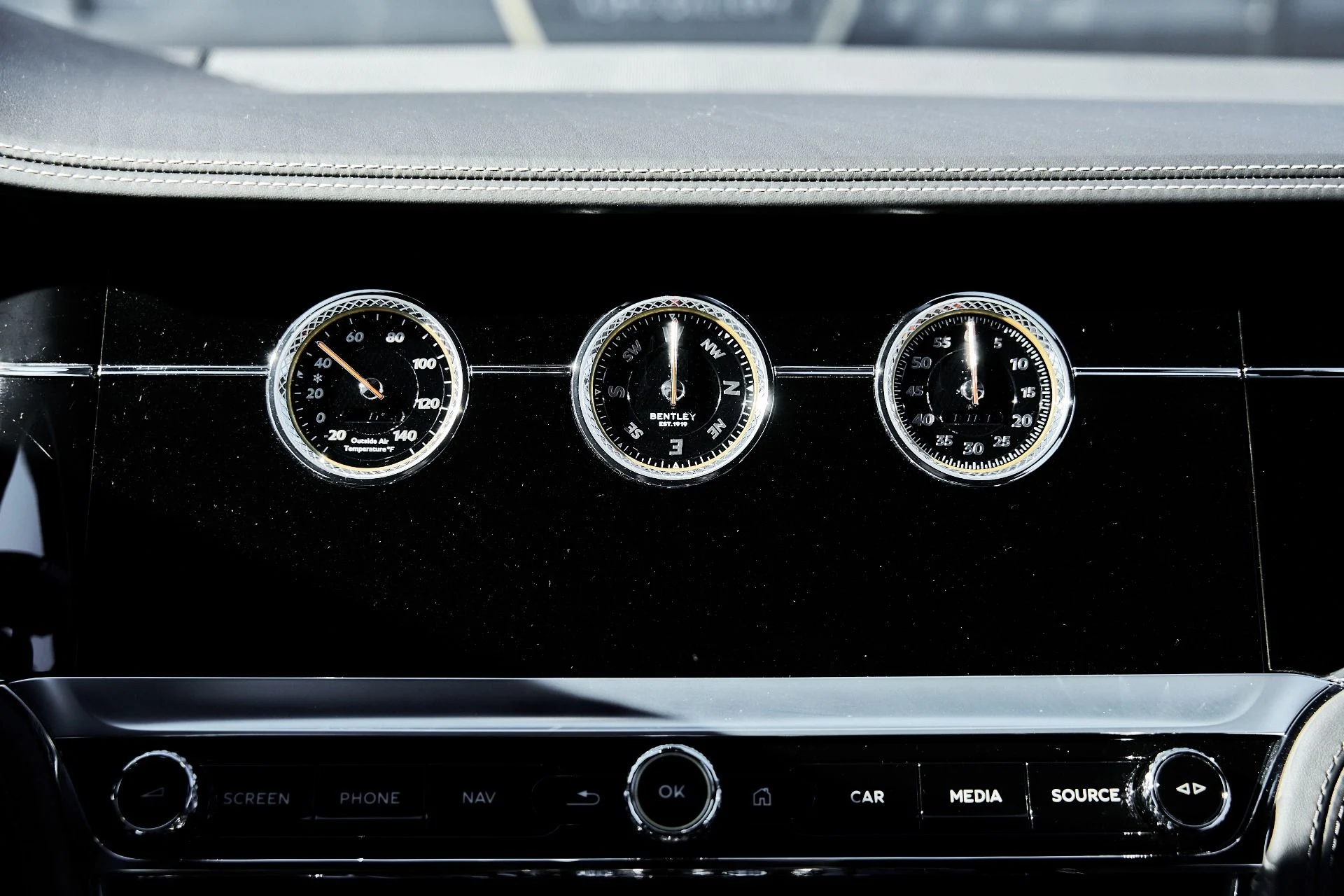 mph061_2816353363_Used_2021_Bentley_Continental_GT_V8_1768615553_4d24b26788