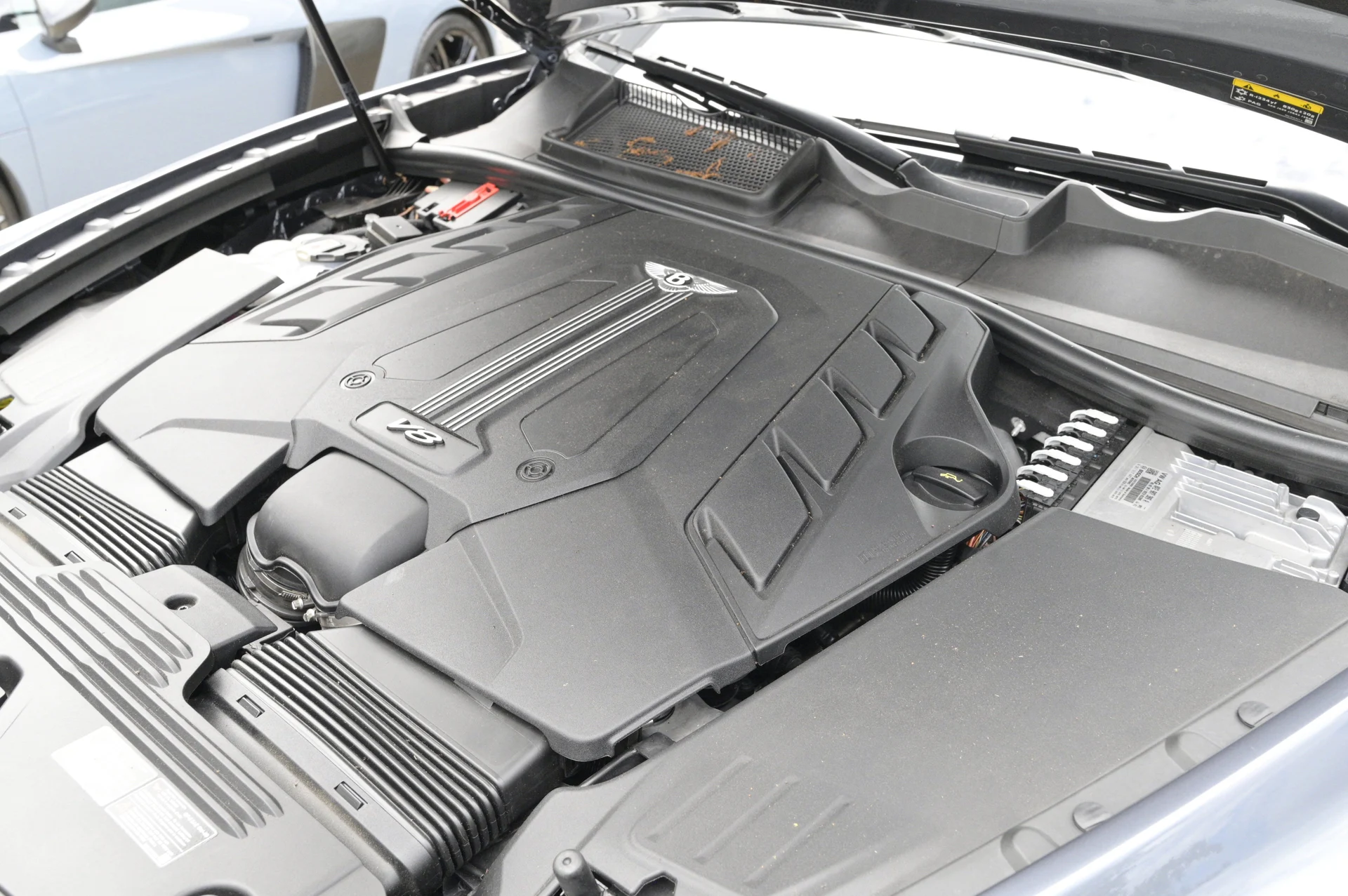 mph061_2851422828_c8c4cbfd444c4ea09d91be1bd18c7b3c_227abd8950