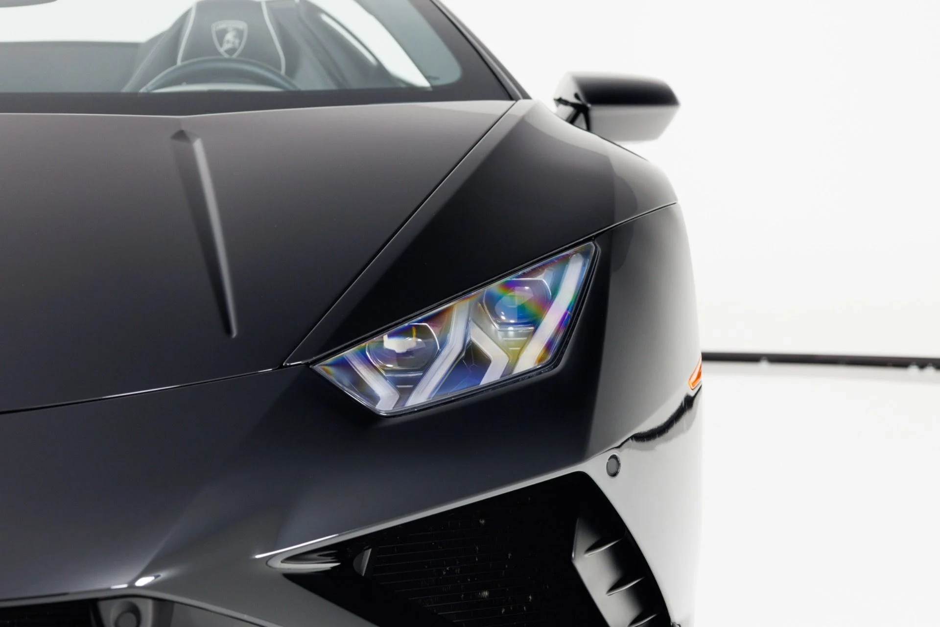 mph061_2859634729_Used_2021_Lamborghini_Huracan_EVO_1784066656_c214635f5d