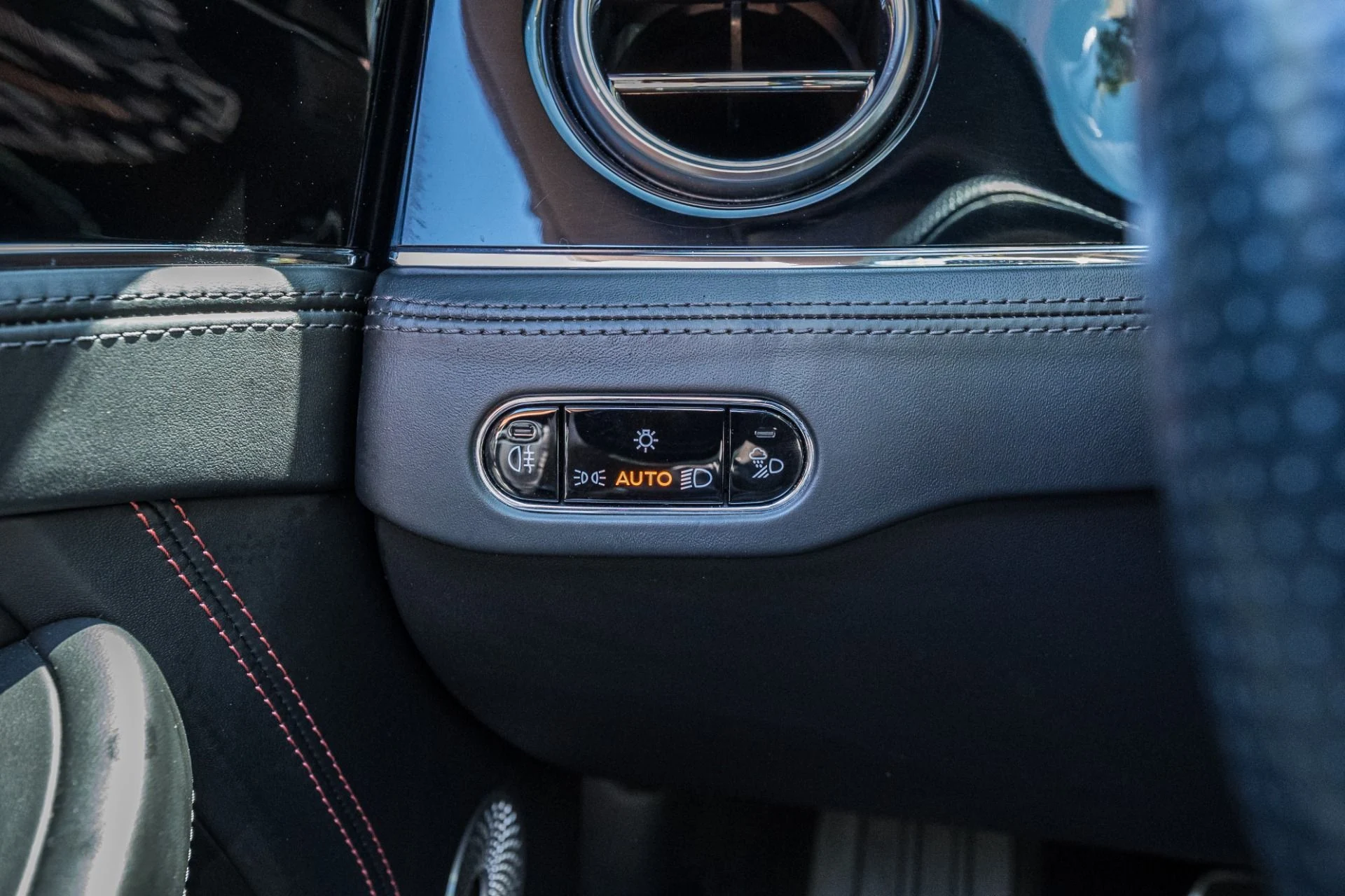 mph061_2922420913_Used_2020_Bentley_Continental_GTC_V8_1779124881_962a54920f