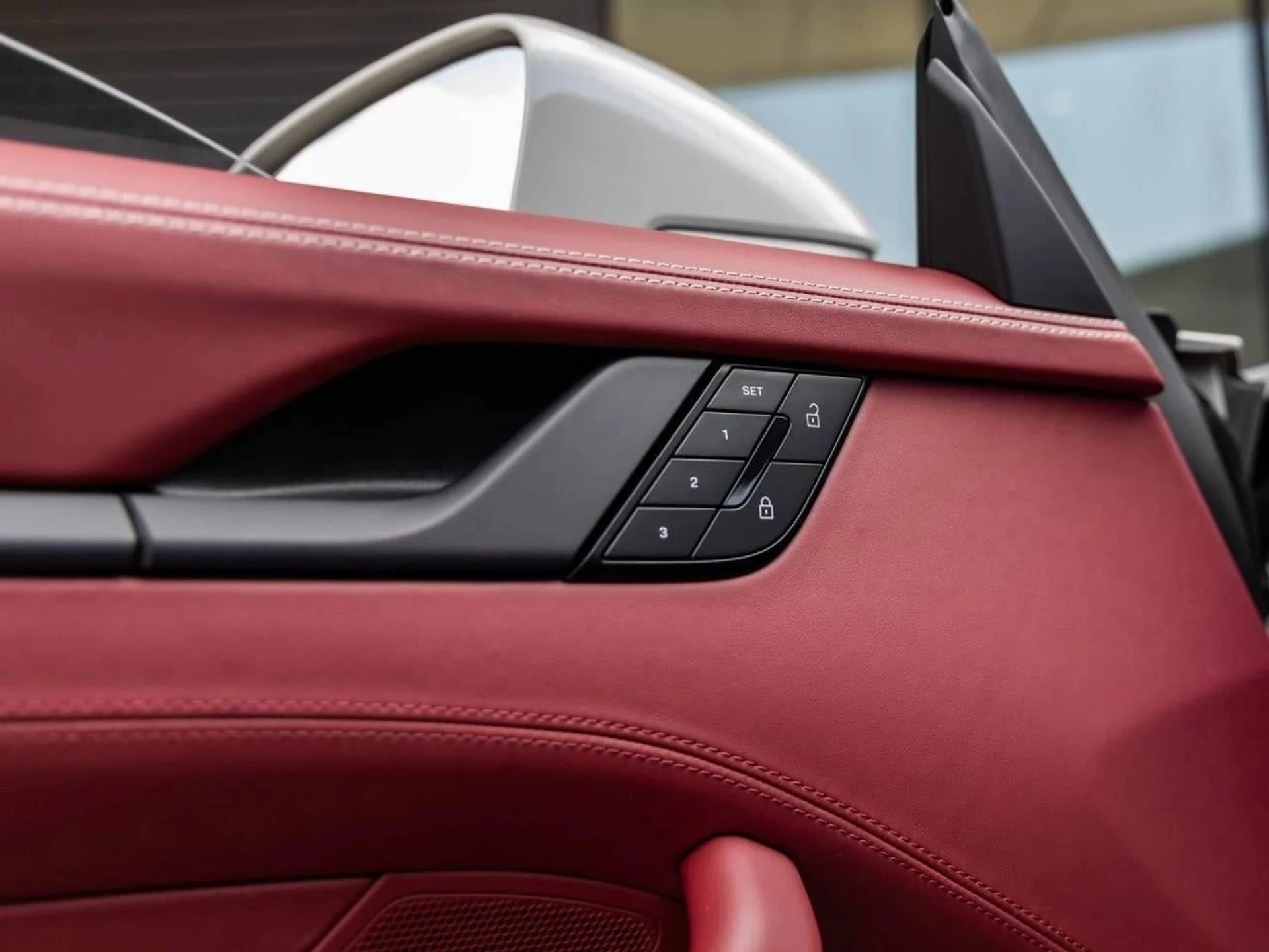 mph061_2937832954_62_a583afd239