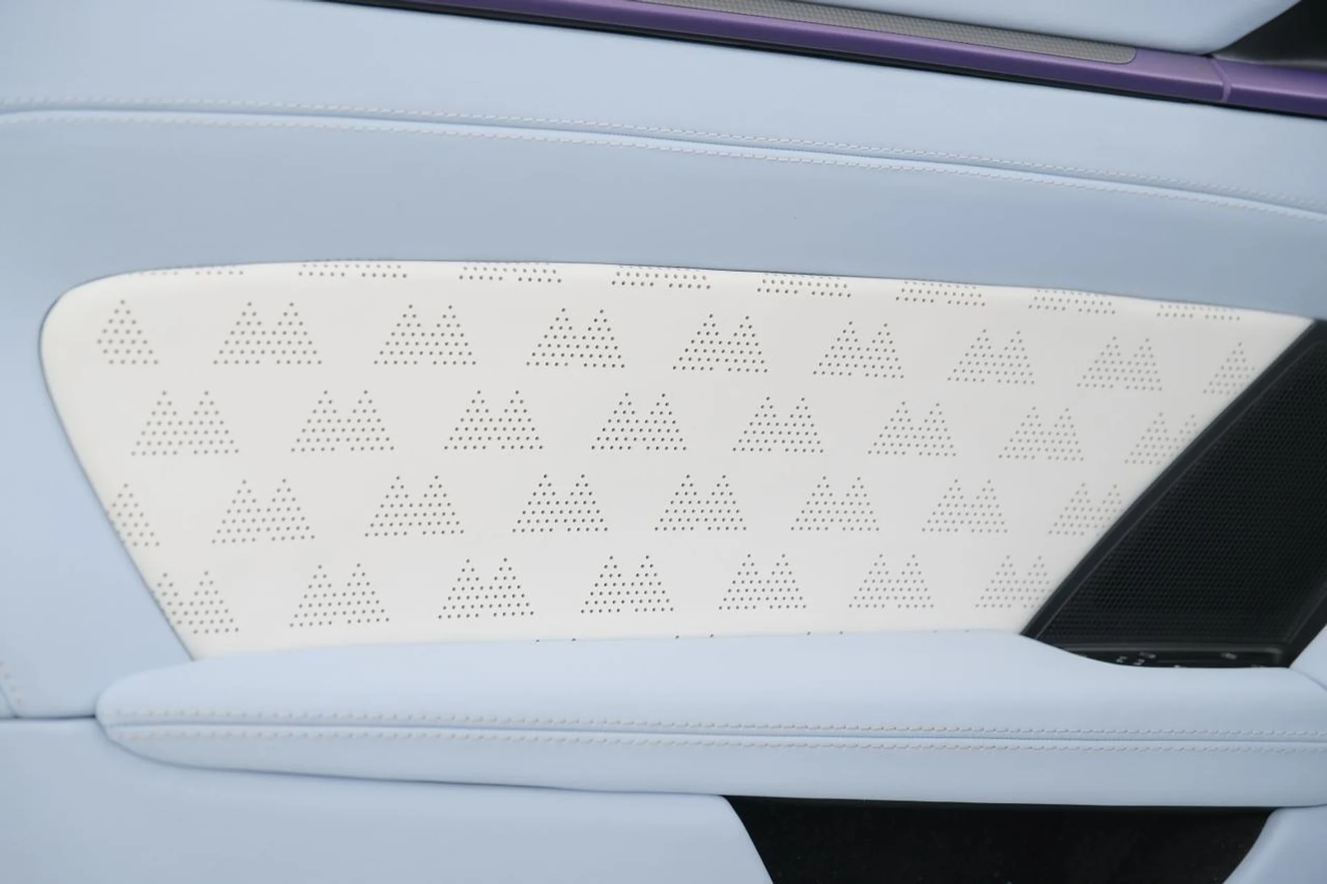 mph061_2975604204_404f79948dbadfcf6d93f9d63adc3503_ba75e46760