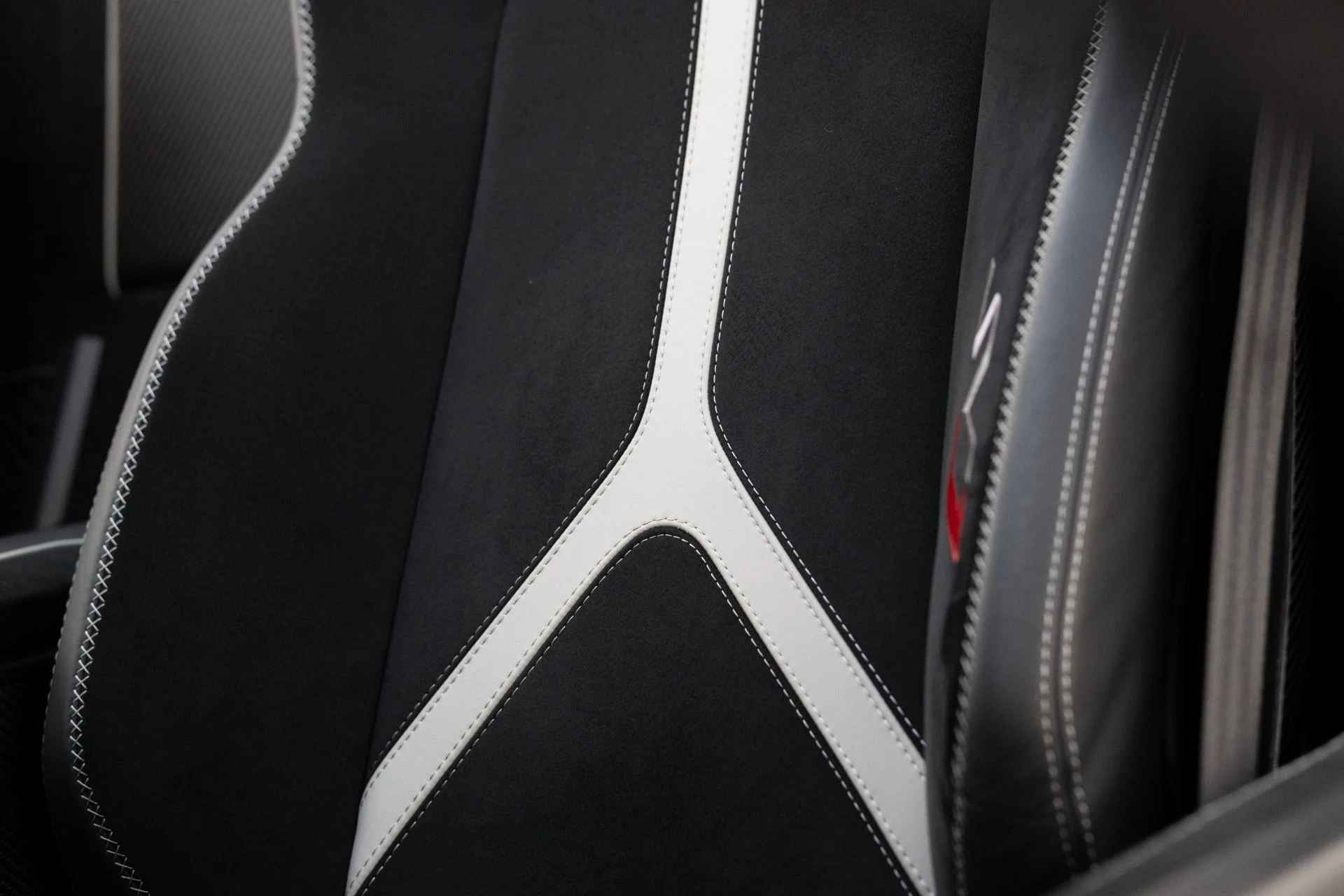 mph061_2992538442_Used_2020_Lamborghini_Aventador_LP_770_4_SVJ_Roadster_1766609736_cce9d4d2a1