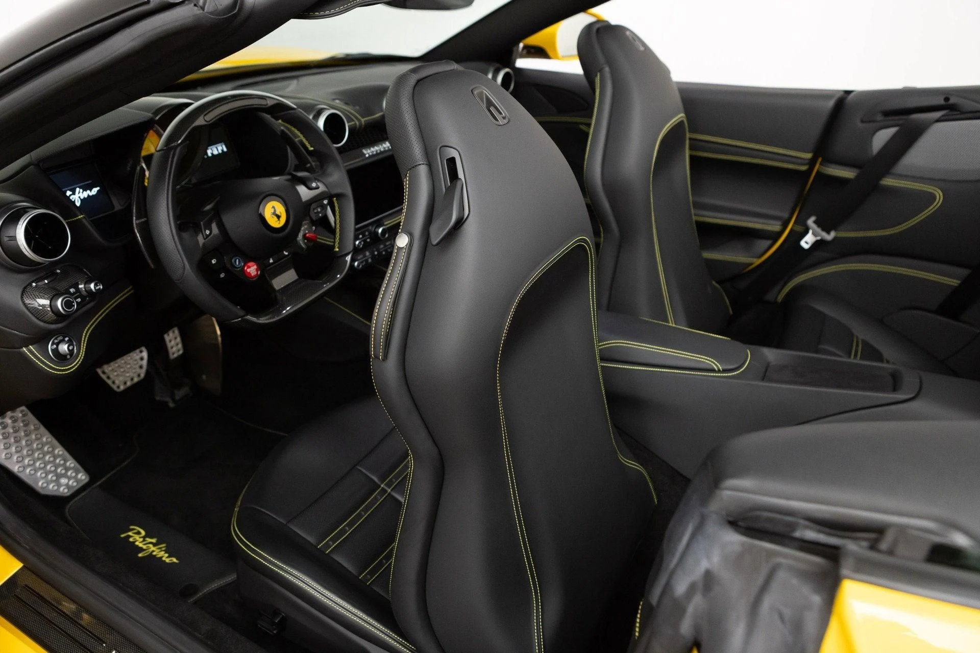 mph061_299612571_Used_2020_Ferrari_Portofino_1777367941_7ffc1ab719