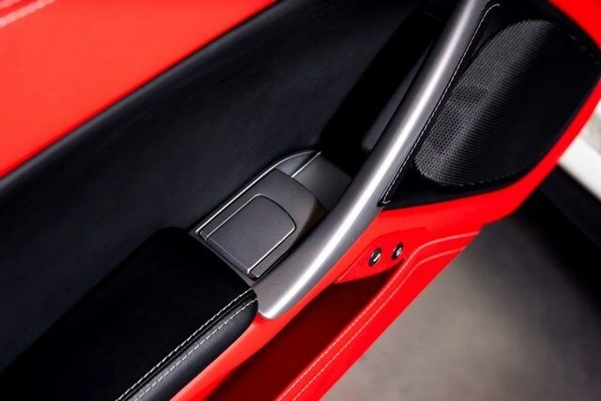 mph061_3038022446_97549440645140ef5f915960ec1cf177x_b784896bbc