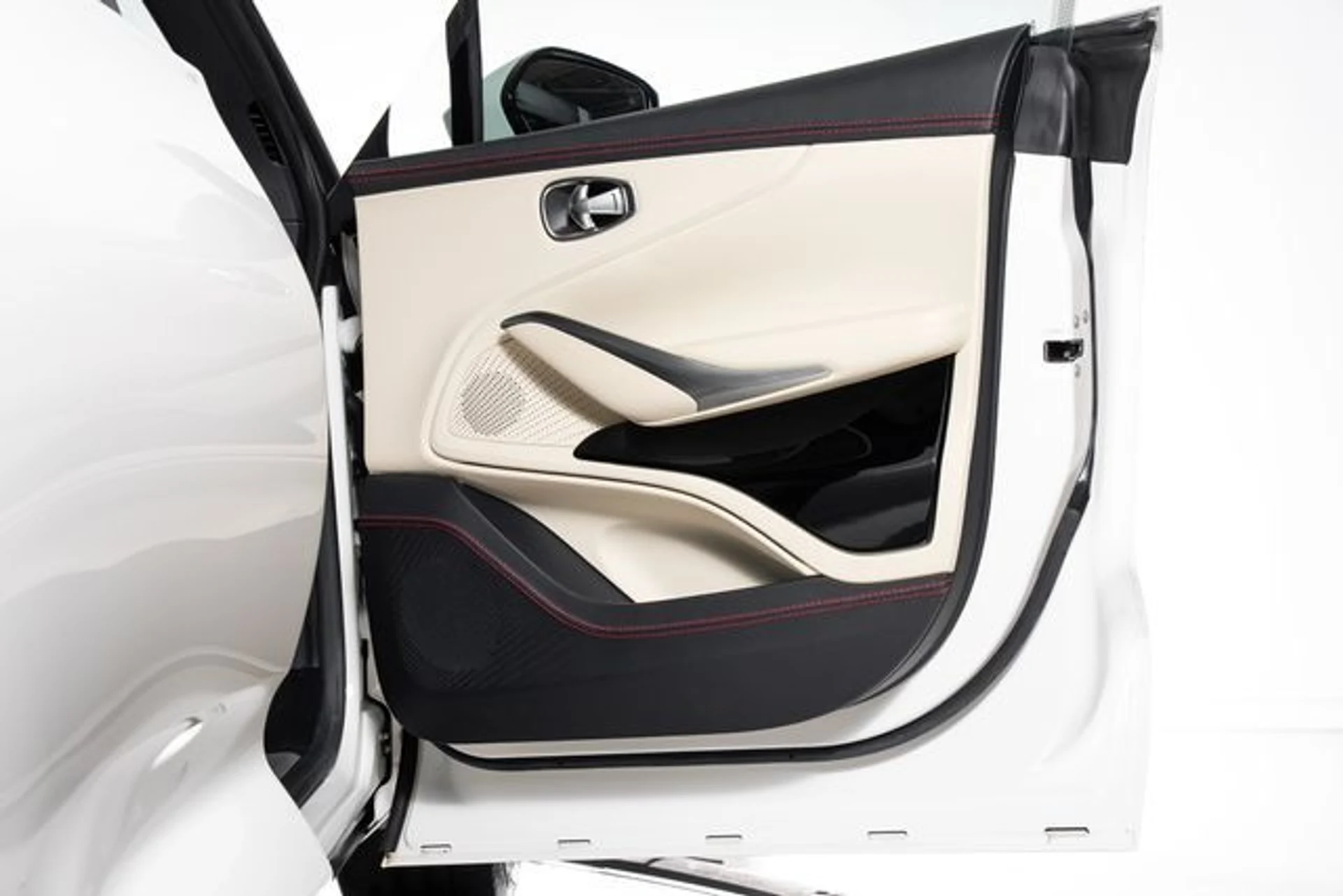 mph061_304991543_673159ec25955b9cae475374d0eab628x_2d69296fd3