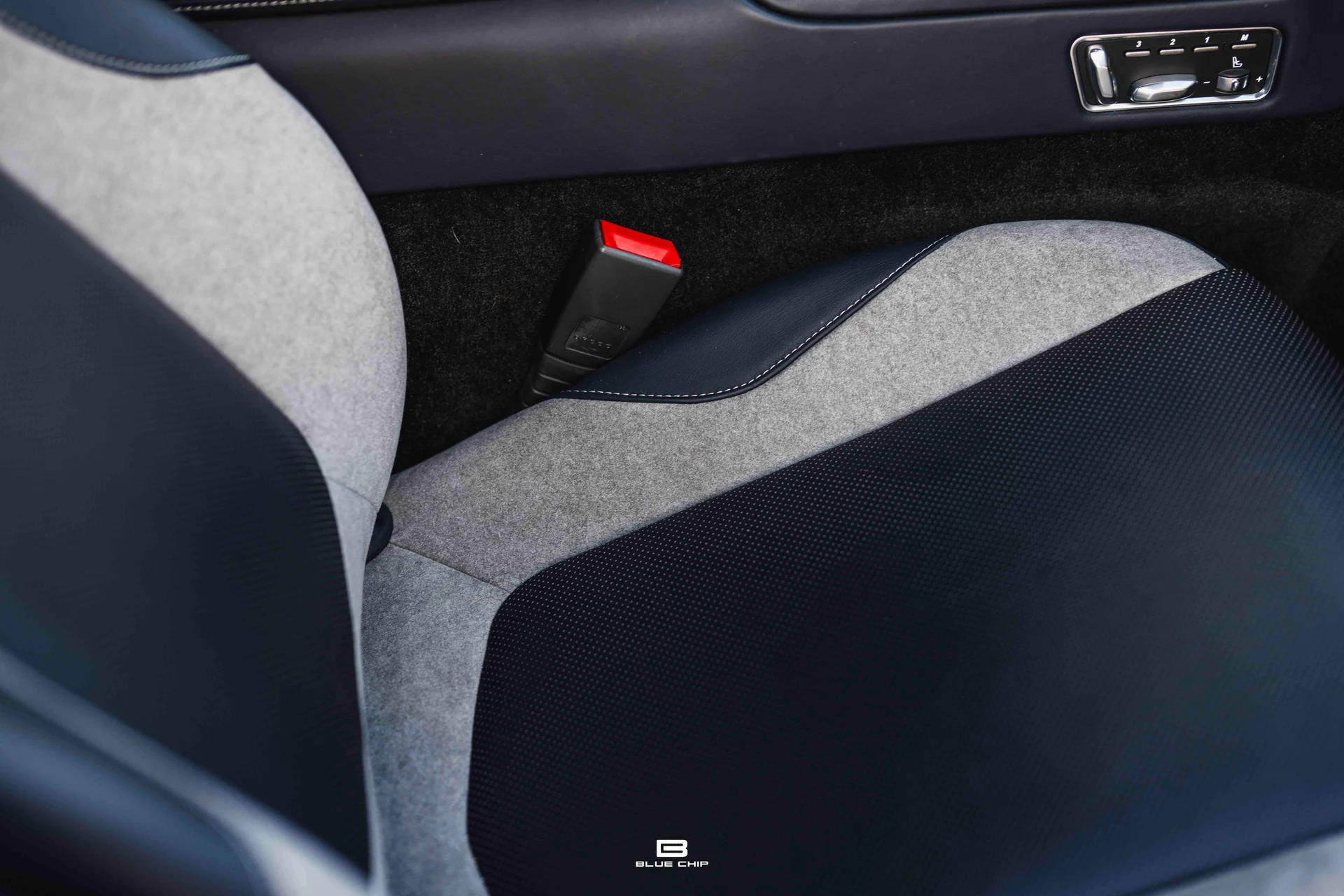 mph061_3058407436_69c2dceb15edf561cefb6782_DSC_8142_b85985db3a