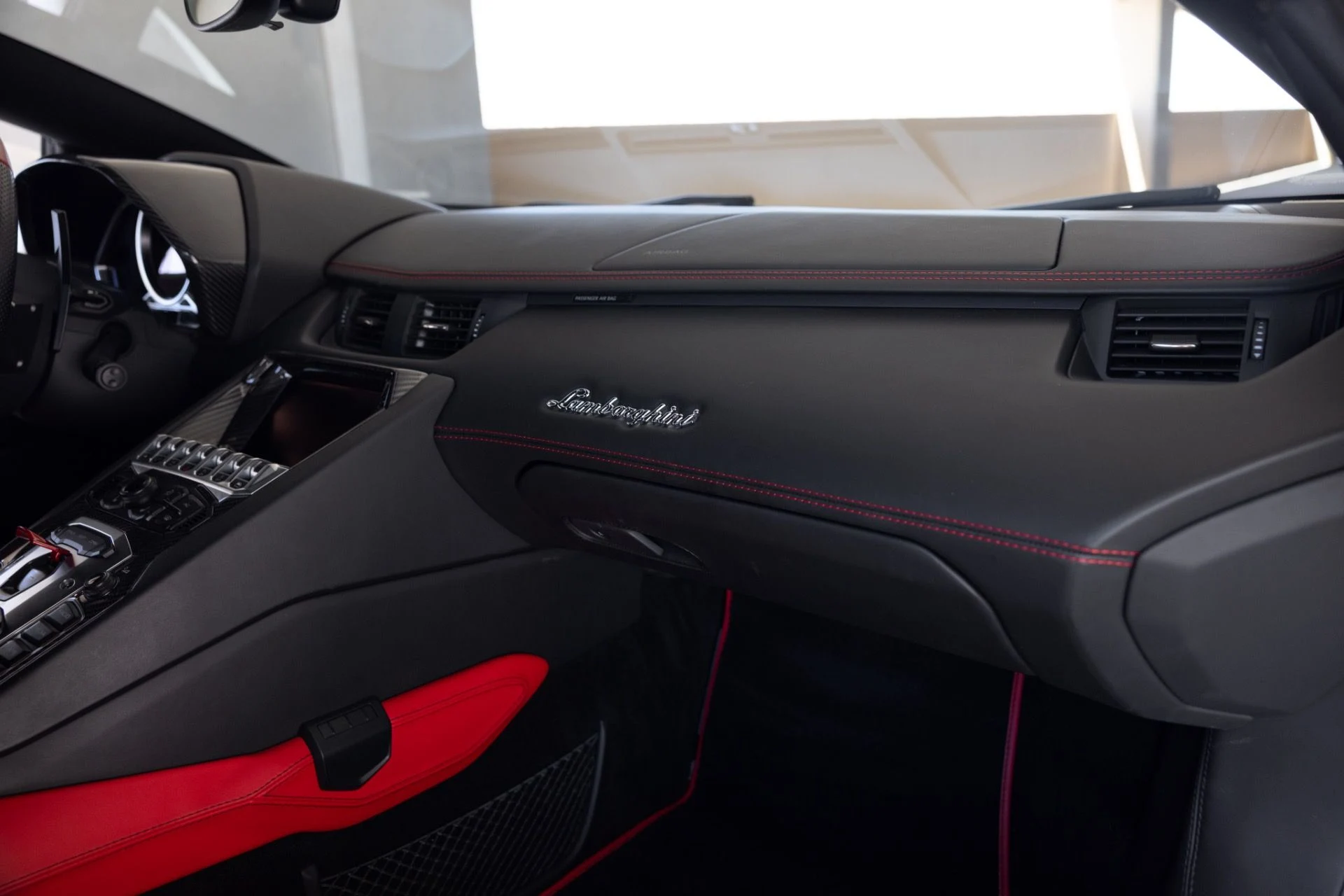 mph061_3059407372_Used_2015_Lamborghini_Aventador_LP_700_4_1785451056_181822c7b6