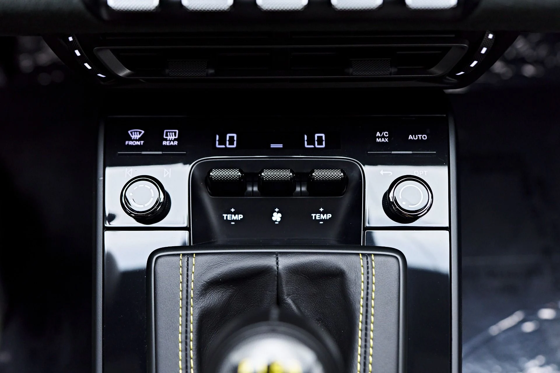 mph061_3061980530_Used_2022_Porsche_911_GT_3_1763574748_fbd707a954