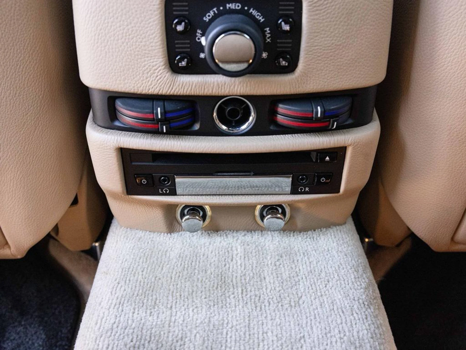 mph061_3070748299_481787351_694423204f23a11bfcaf5566_72c8926f3b