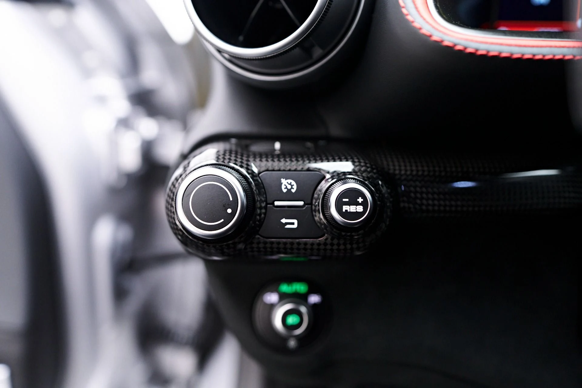 mph061_3101188753_Used_2020_Ferrari_812_Superfast_Base_1753754444_0058b97000